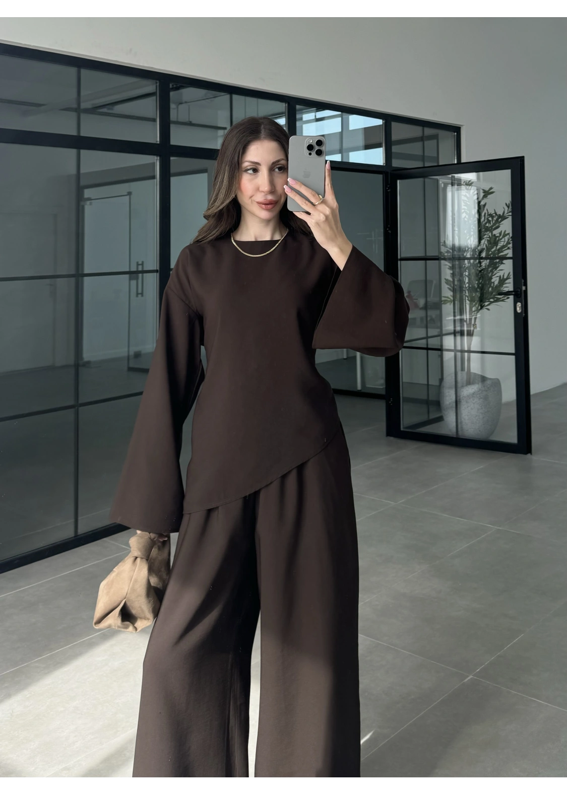 Arkadan Bağlamalı Asimetrik Kahve Takım