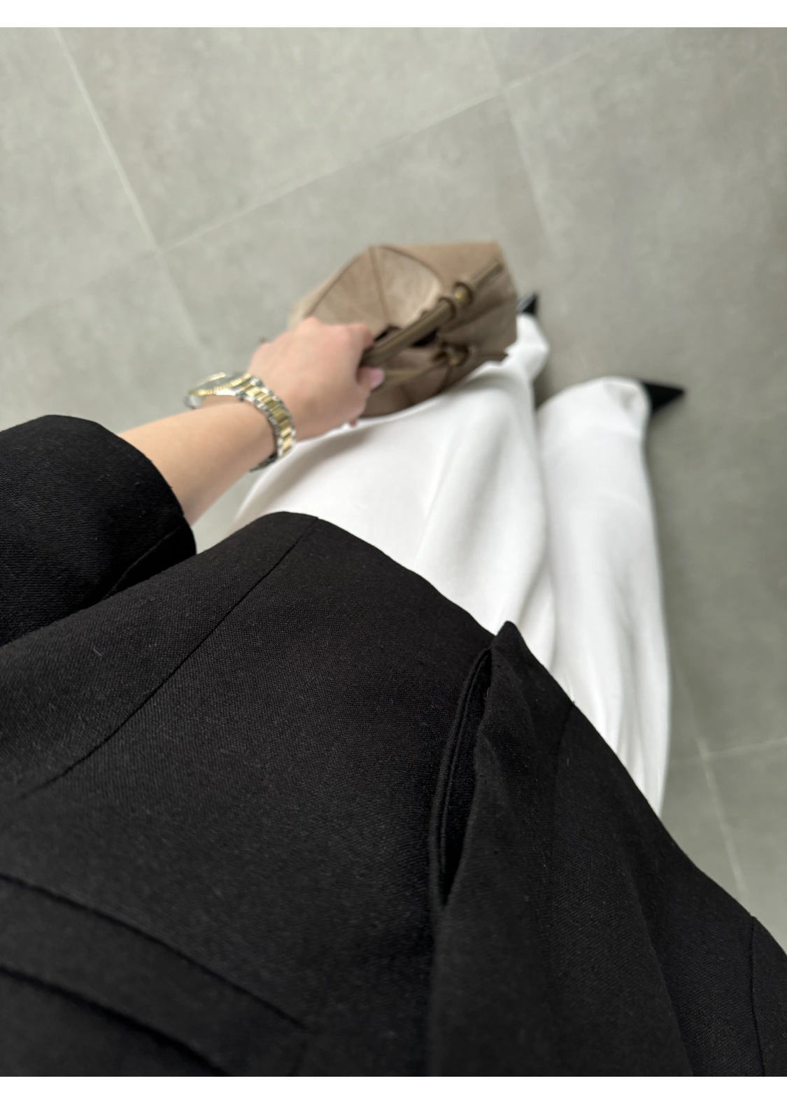 Astarlı Crop Siyah Keten Ceket