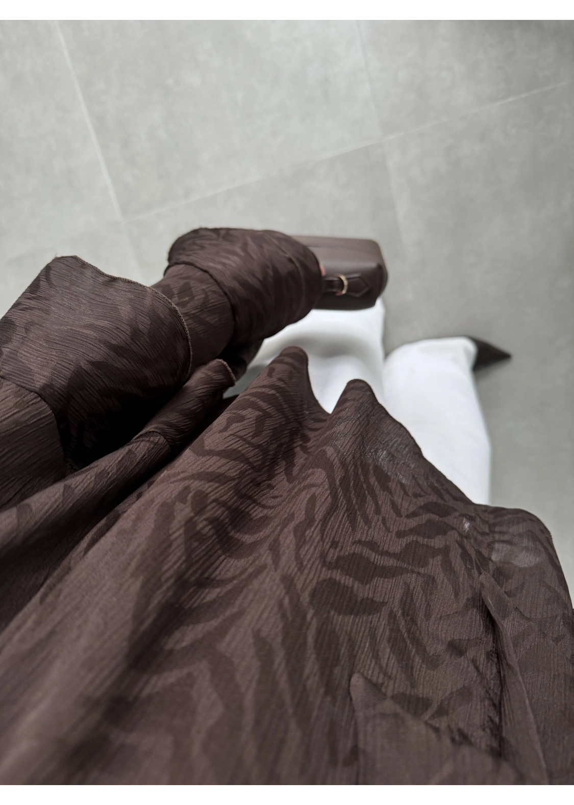 İthal Kumaş Astarlı Fırfırlı Kahve Bluz