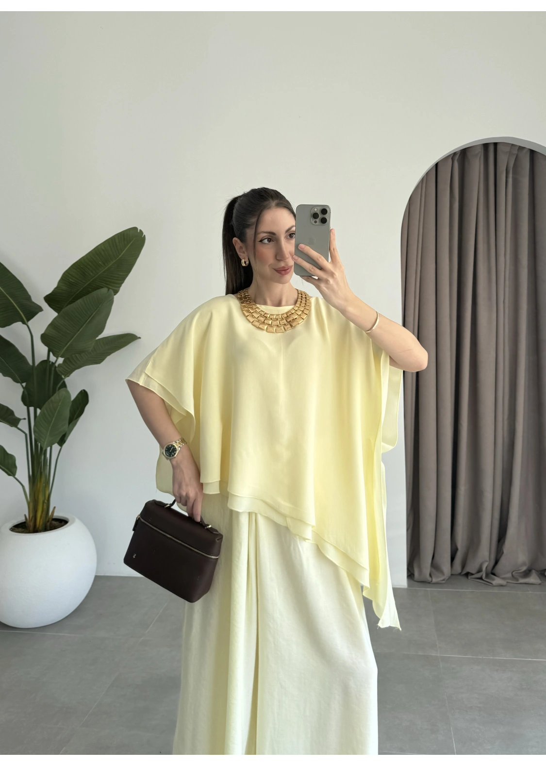 Asimetrik Pelerin Katlı Sarı Bluz