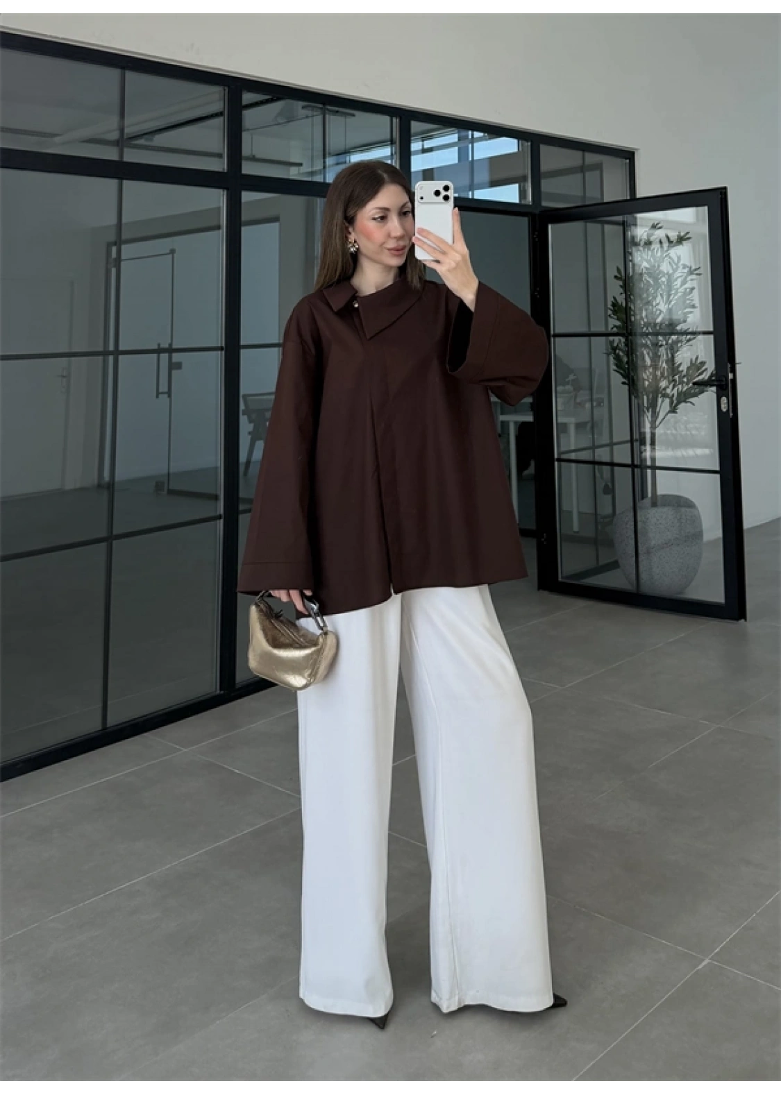 Asimetrik Yaka Oversize Kahve Gömlek