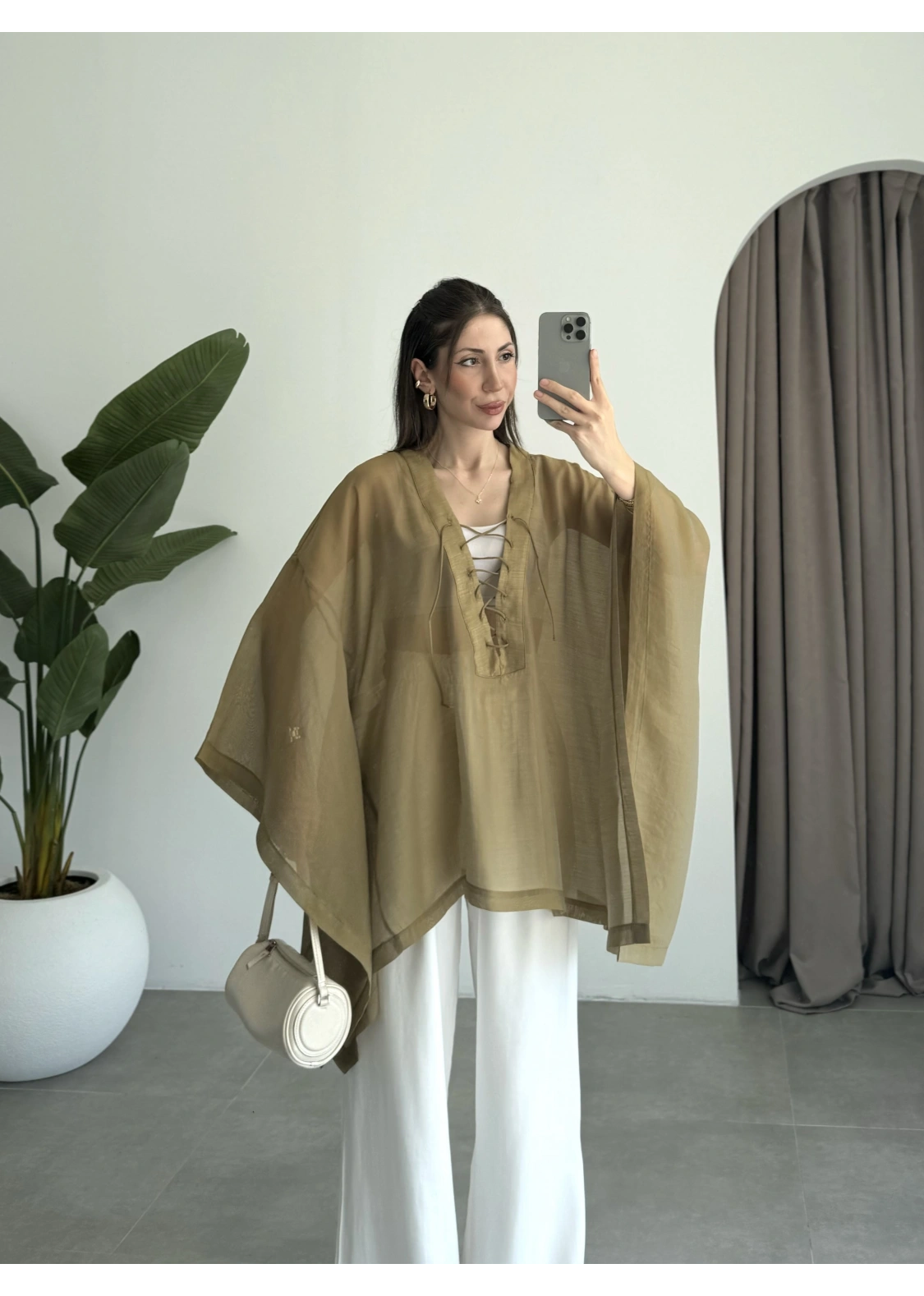 Bağcıklı Yarasakol Olive Panço