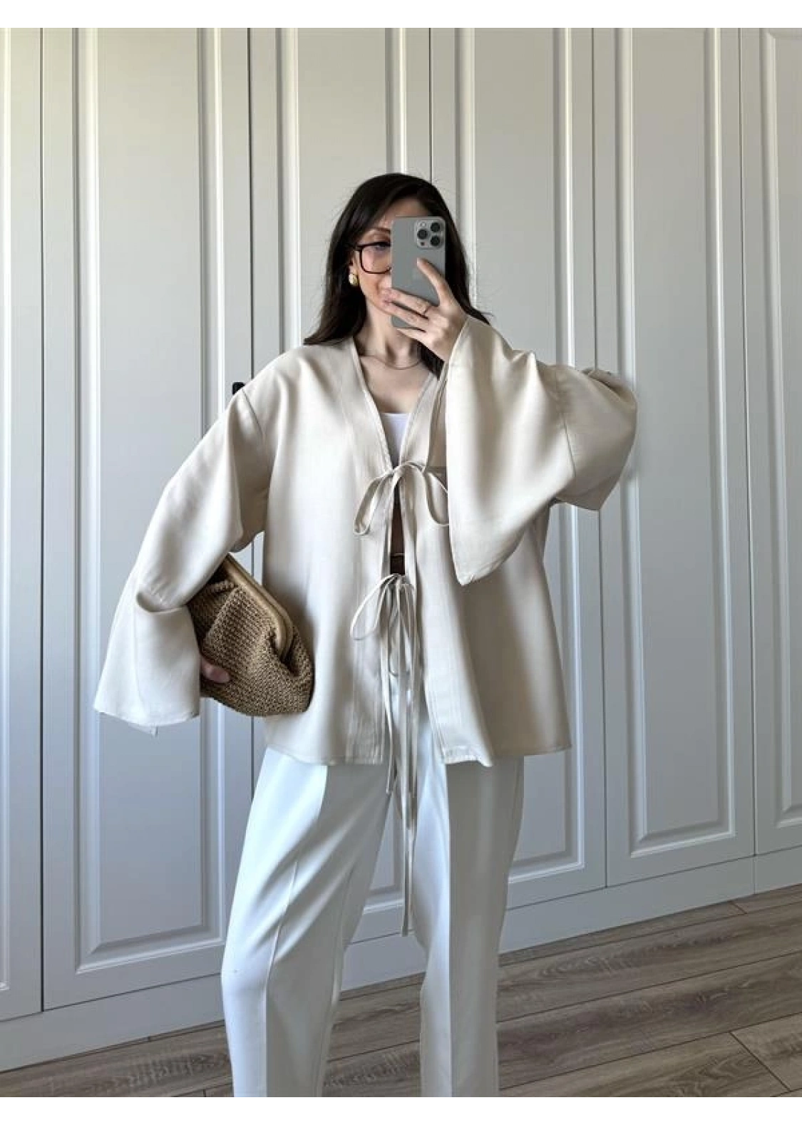 Bela Önü Bağlamalı Tasarım Kol Taş Kimono