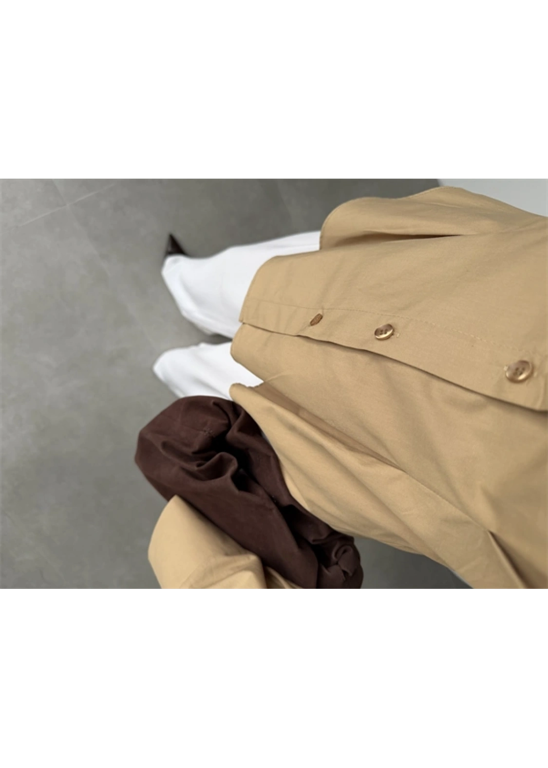 Belden Oturtmalı Pilili Camel Poplin Gömlek