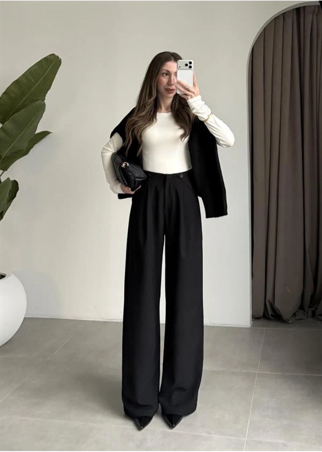 Beli Düğme Detaylı Dökümlü Siyah Palazzo Pantolon