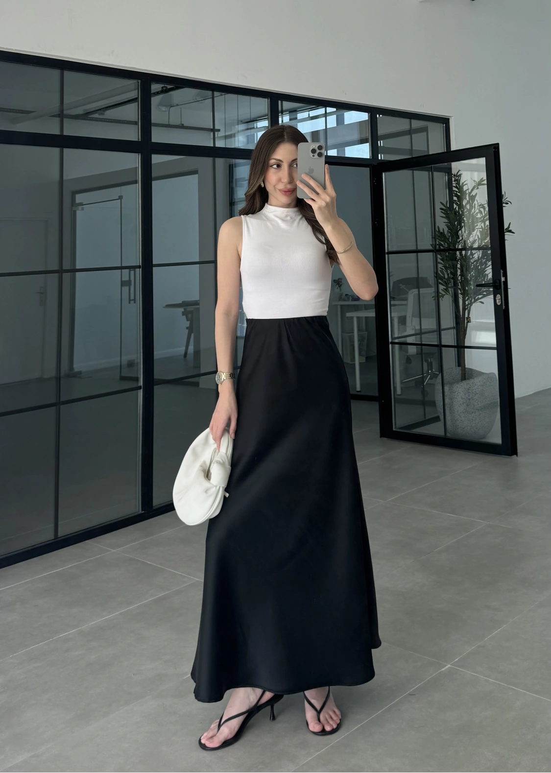Beli Lastikli Maxi Siyah Saten Etek