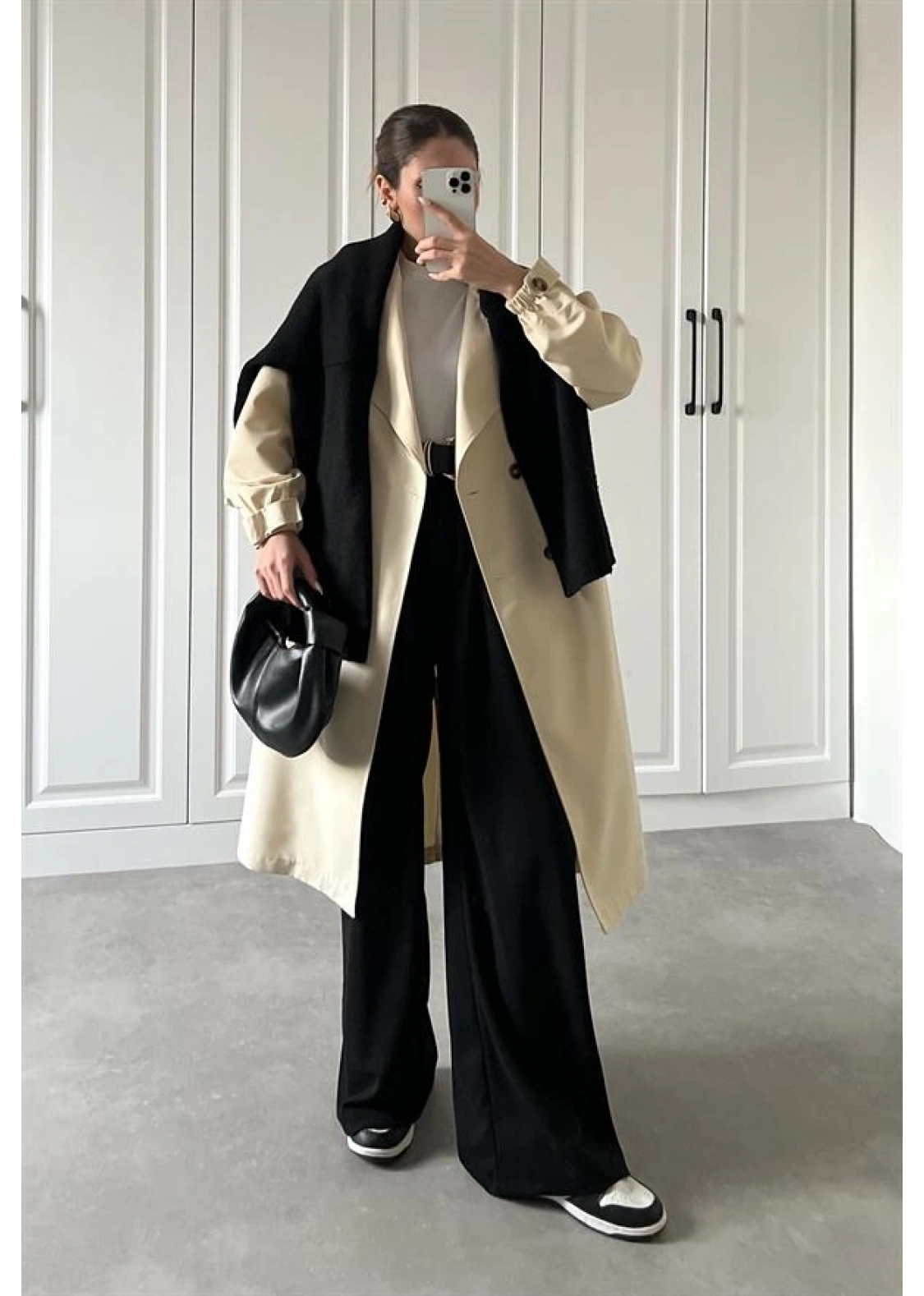 Bilek Detaylı Oversize Kuşaklı Taş Trençkot