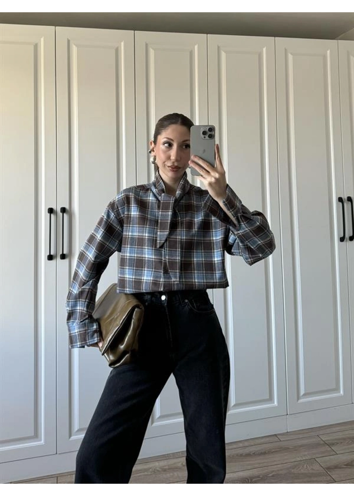 Boyundan Bağlamalı Tasarım Ekose Mavi Gömlek