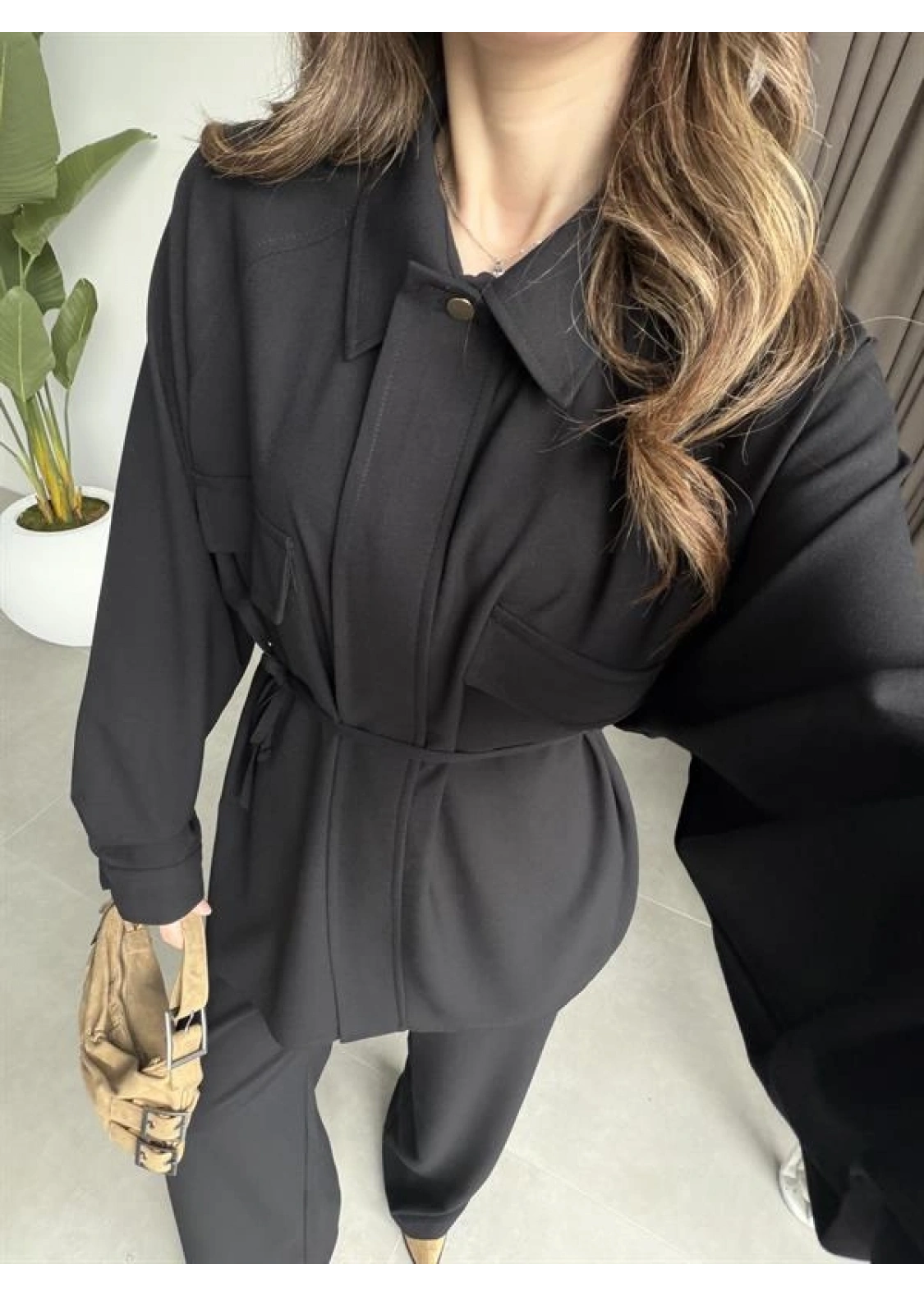 Cepli Premium Kuşaklı Siyah Gömlek Takım