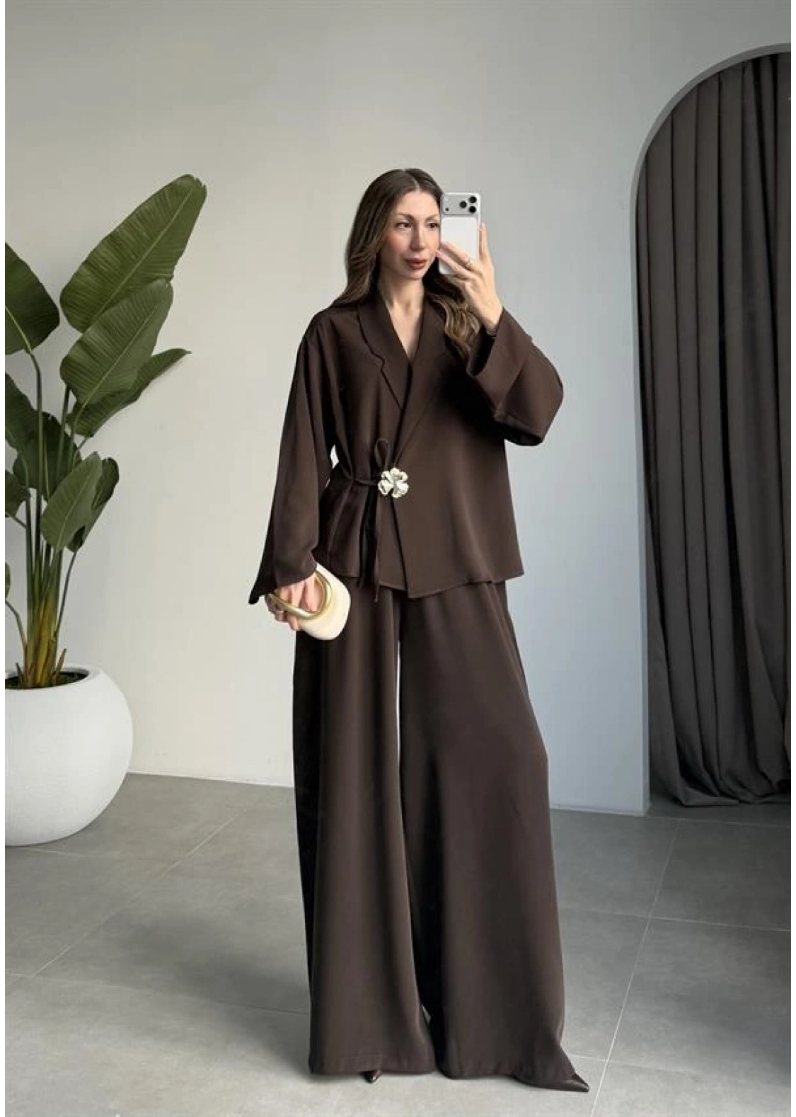 Çıkarılabilir Yonca Detaylı Kahve Takım