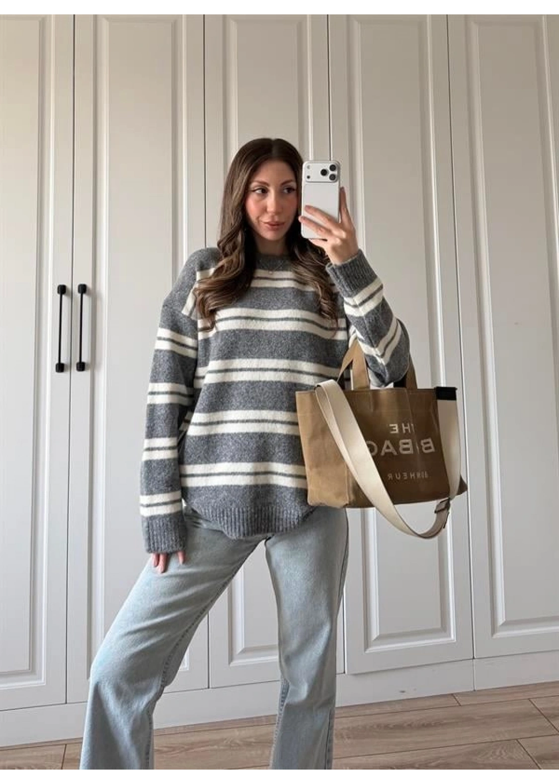 Çizgili Oversize Gri Yün Kazak