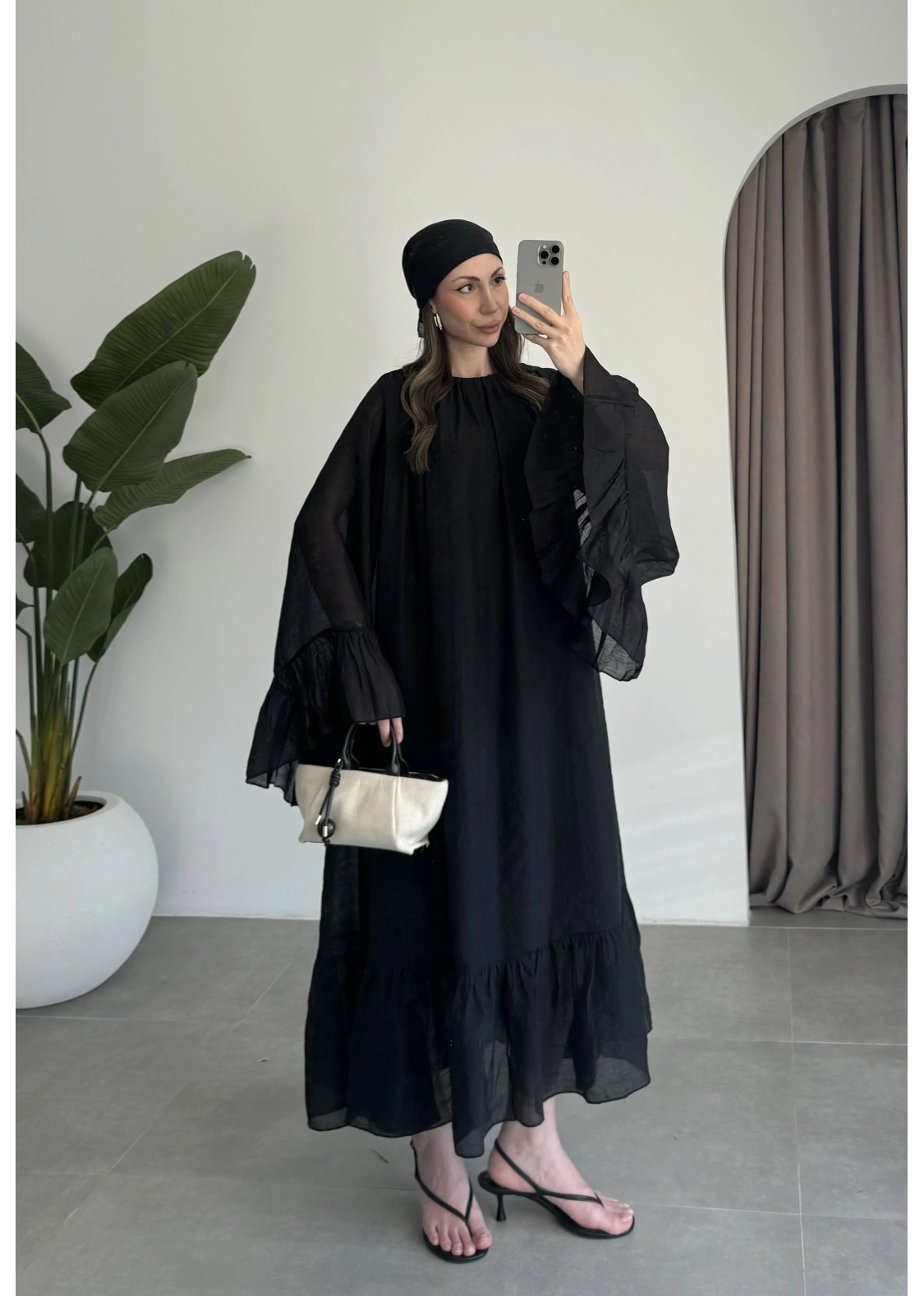 Diva Şallı Büzgülü Siyah Elbise