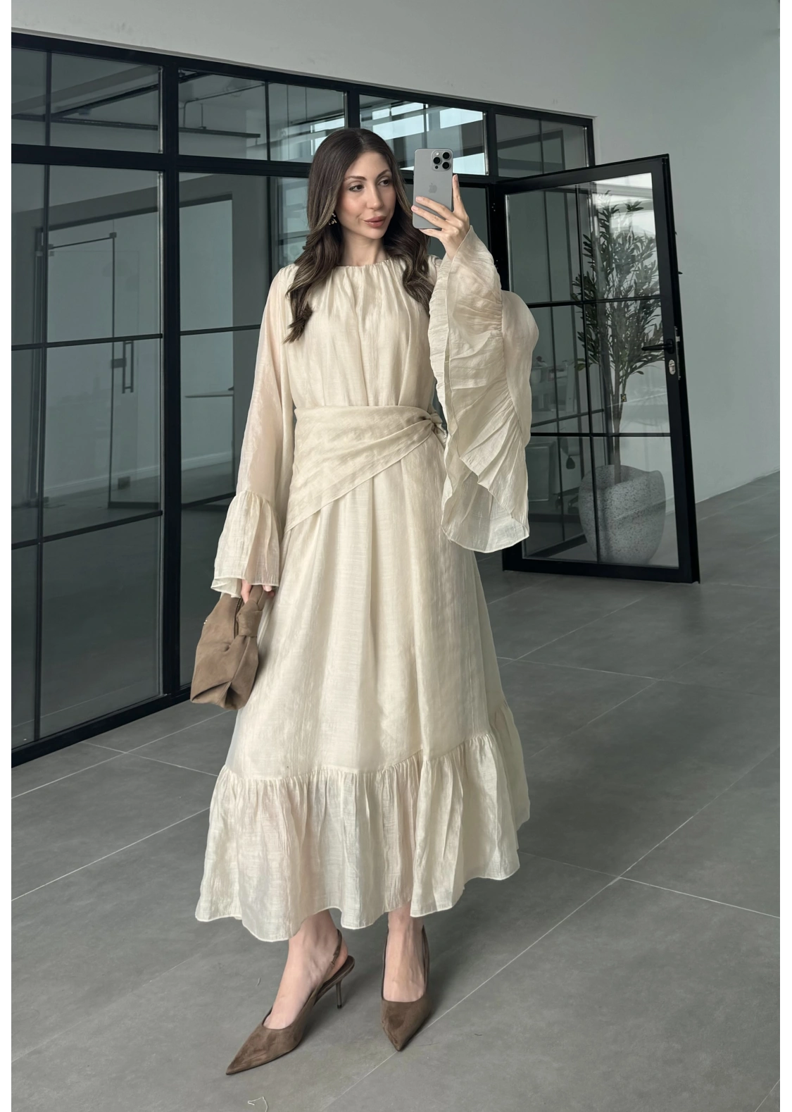 Diva Şallı Büzgülü Taş Elbise