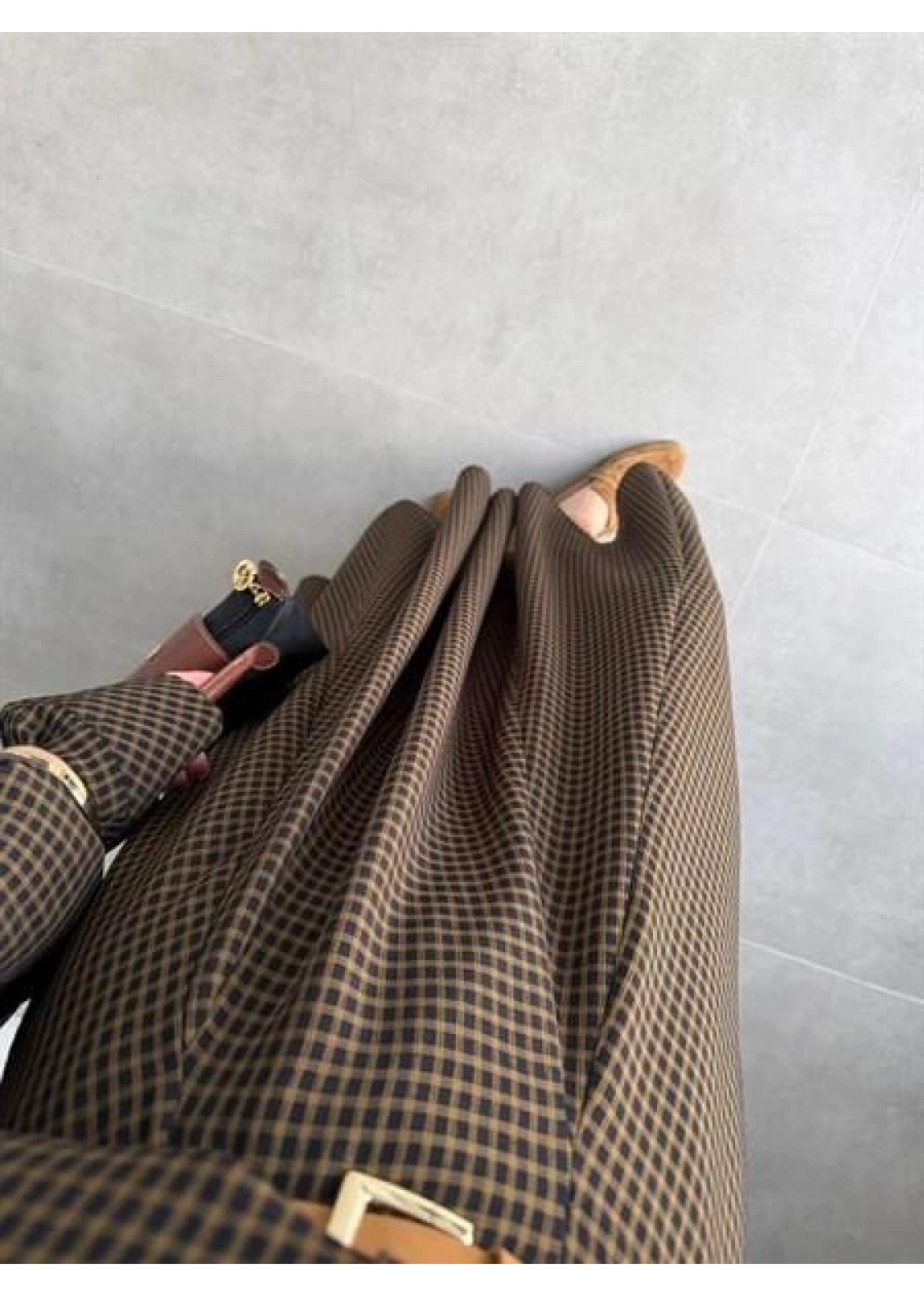 Ekose Fularlı Siyah Haki Gömlek Takım