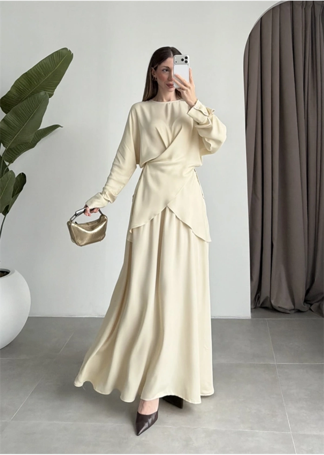 Floş Saten Bağlamalı Ekru Etek Takım