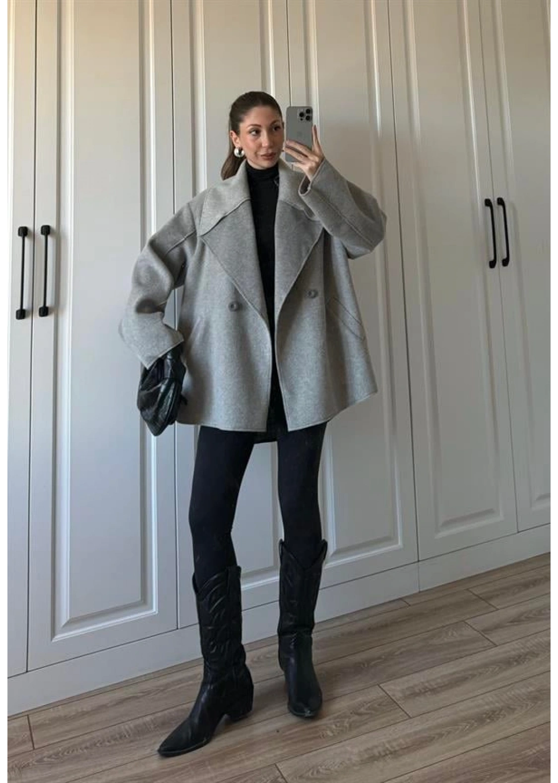 Geniş Yaka Oversize Gri Kaban