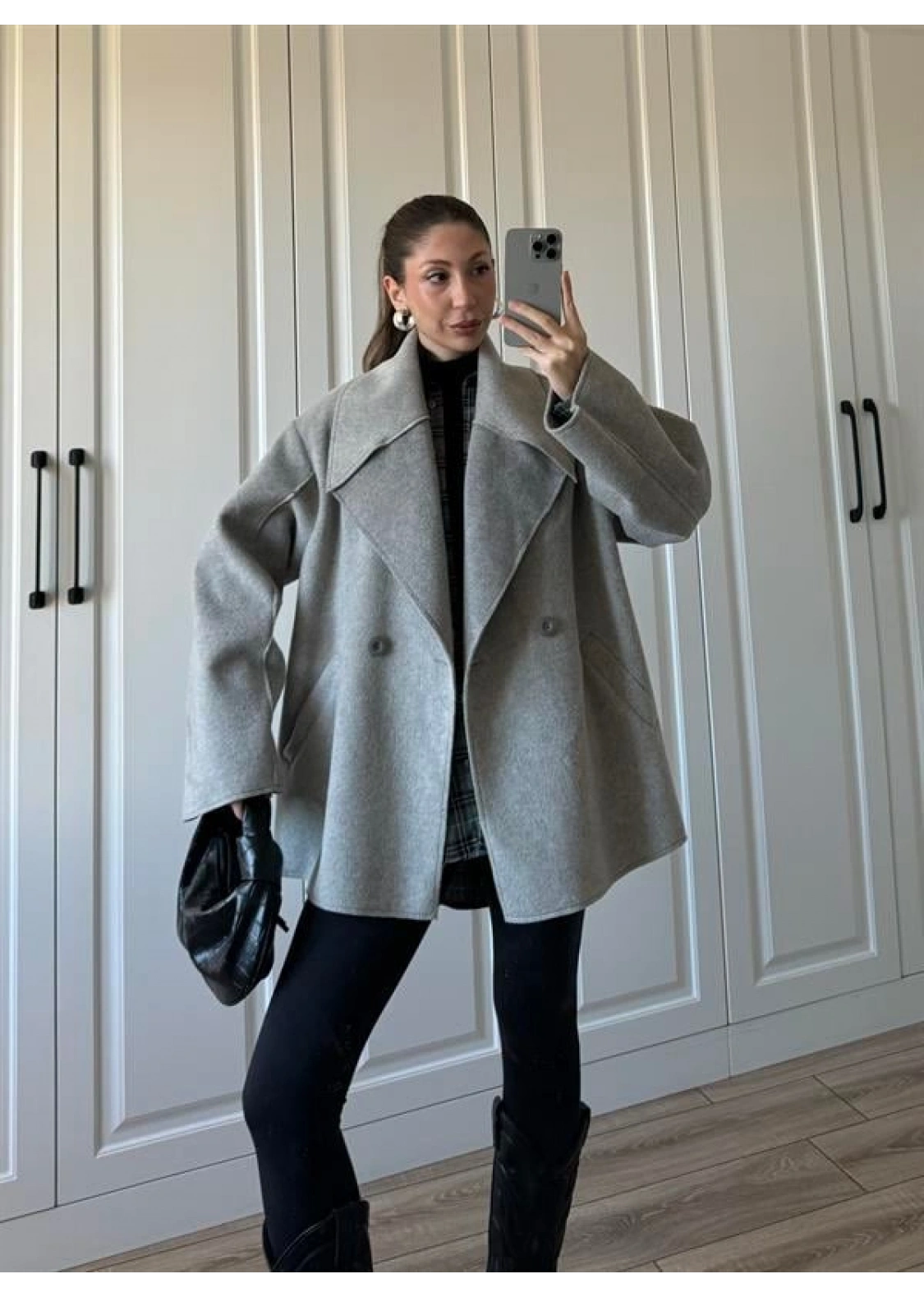 Geniş Yaka Oversize Gri Kaban