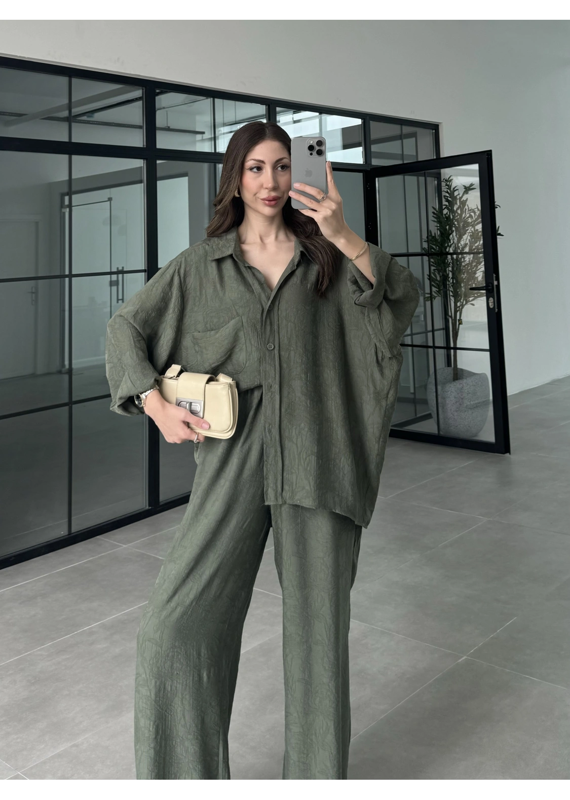 İthal Kumaş Desenli Oversize Haki Gömlek Takım