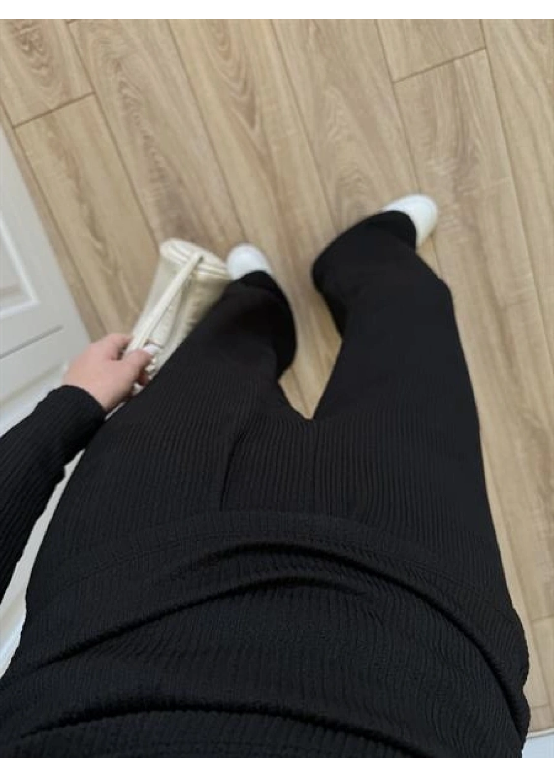 Kayık Yaka Büzgülü Siyah Bluz Takım