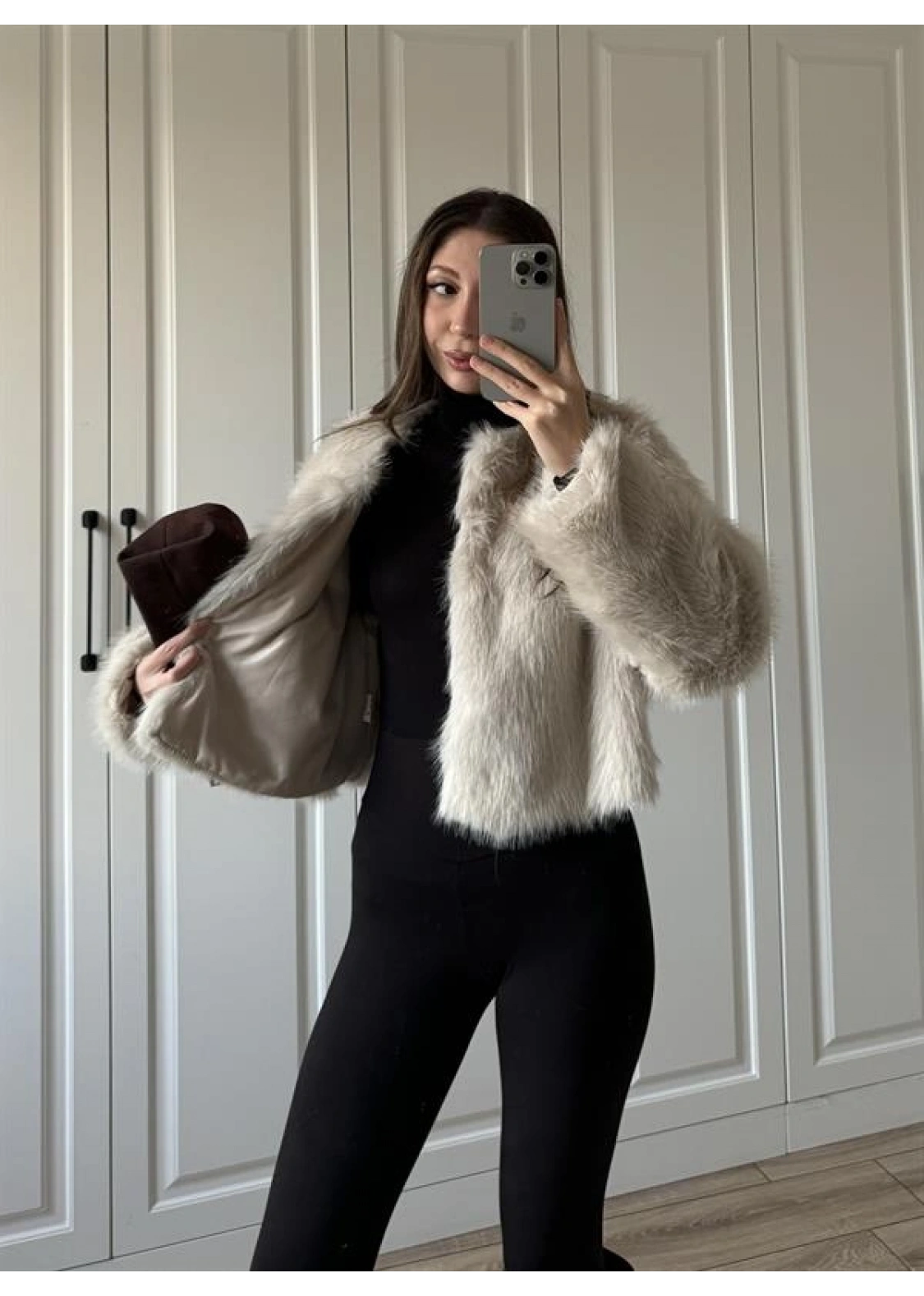 Kısa Premium Taş Astarlı Kürk