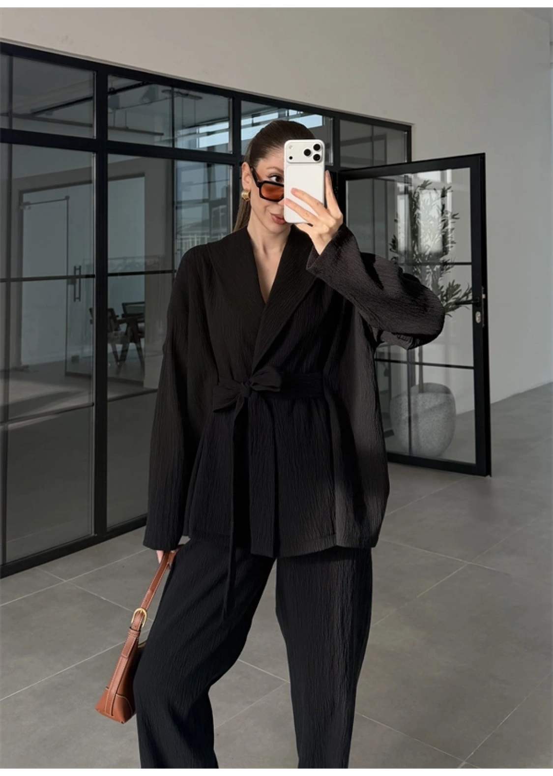 Krinkıl Bağlamalı Siyah Takım