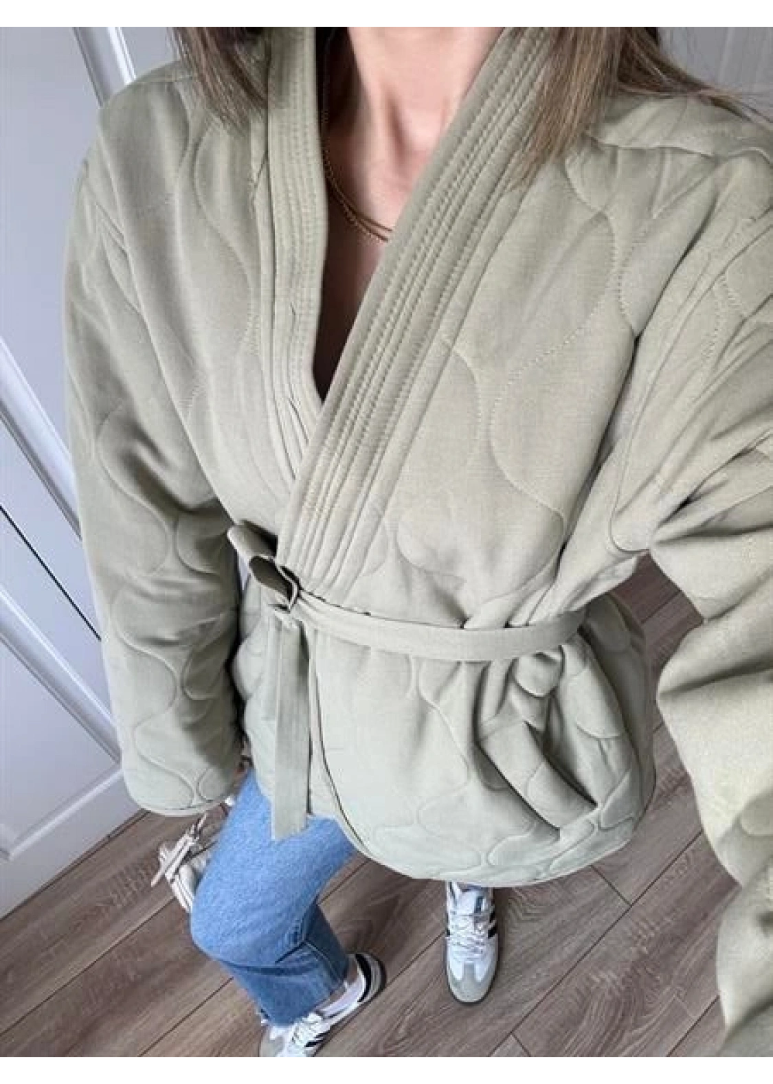 Kuşaklı Astarlı Haki Kapitone Ceket