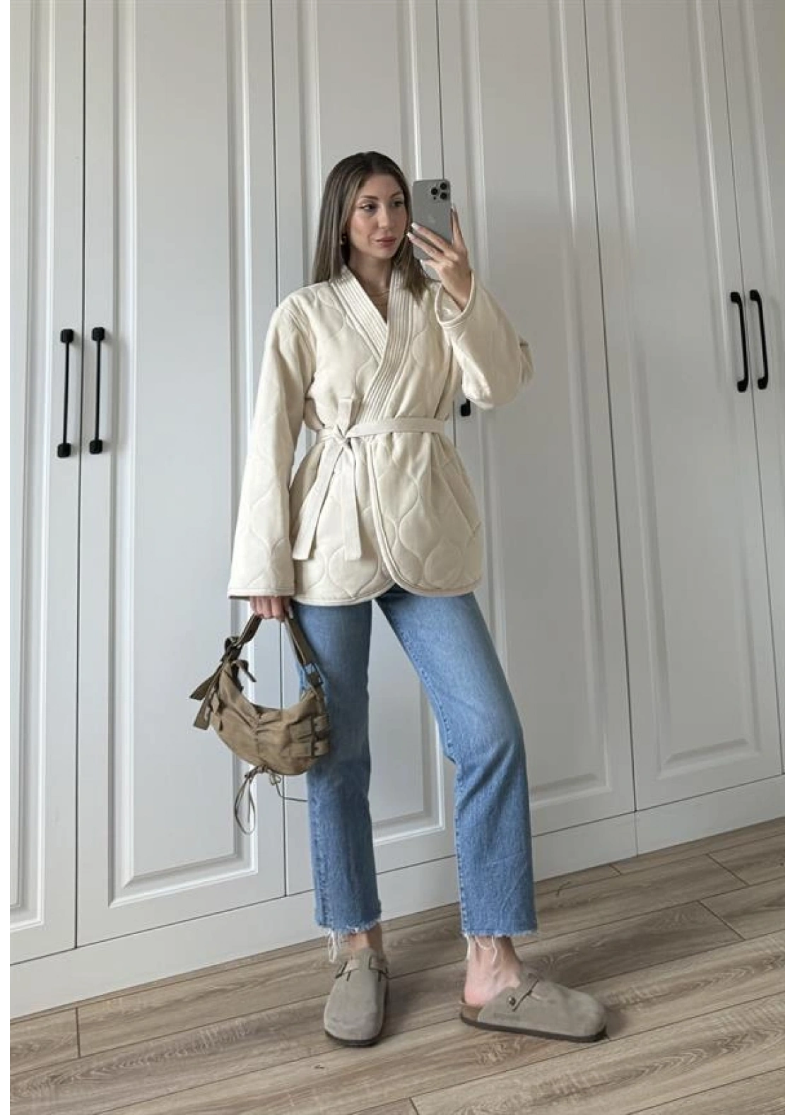 Kuşaklı Astarlı Taş Kapitone Ceket