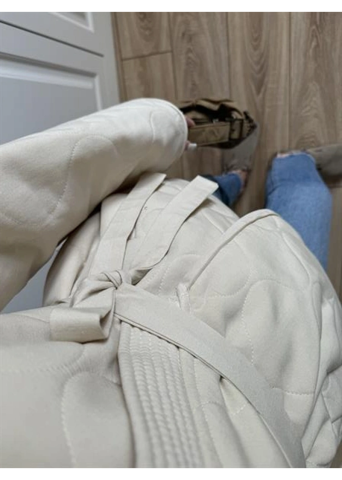 Kuşaklı Astarlı Taş Kapitone Ceket