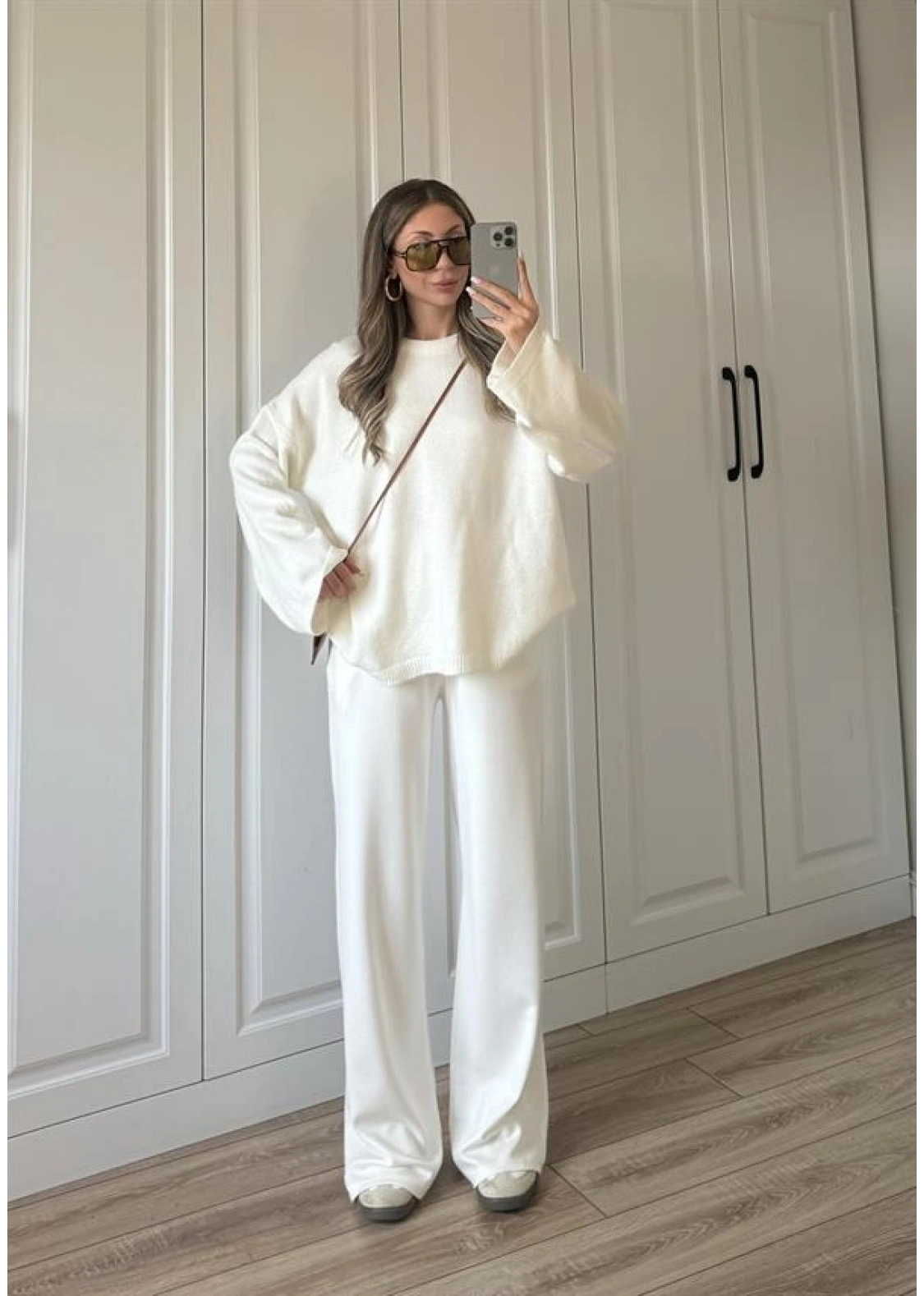 Lia Ekru Pinterest Kazak