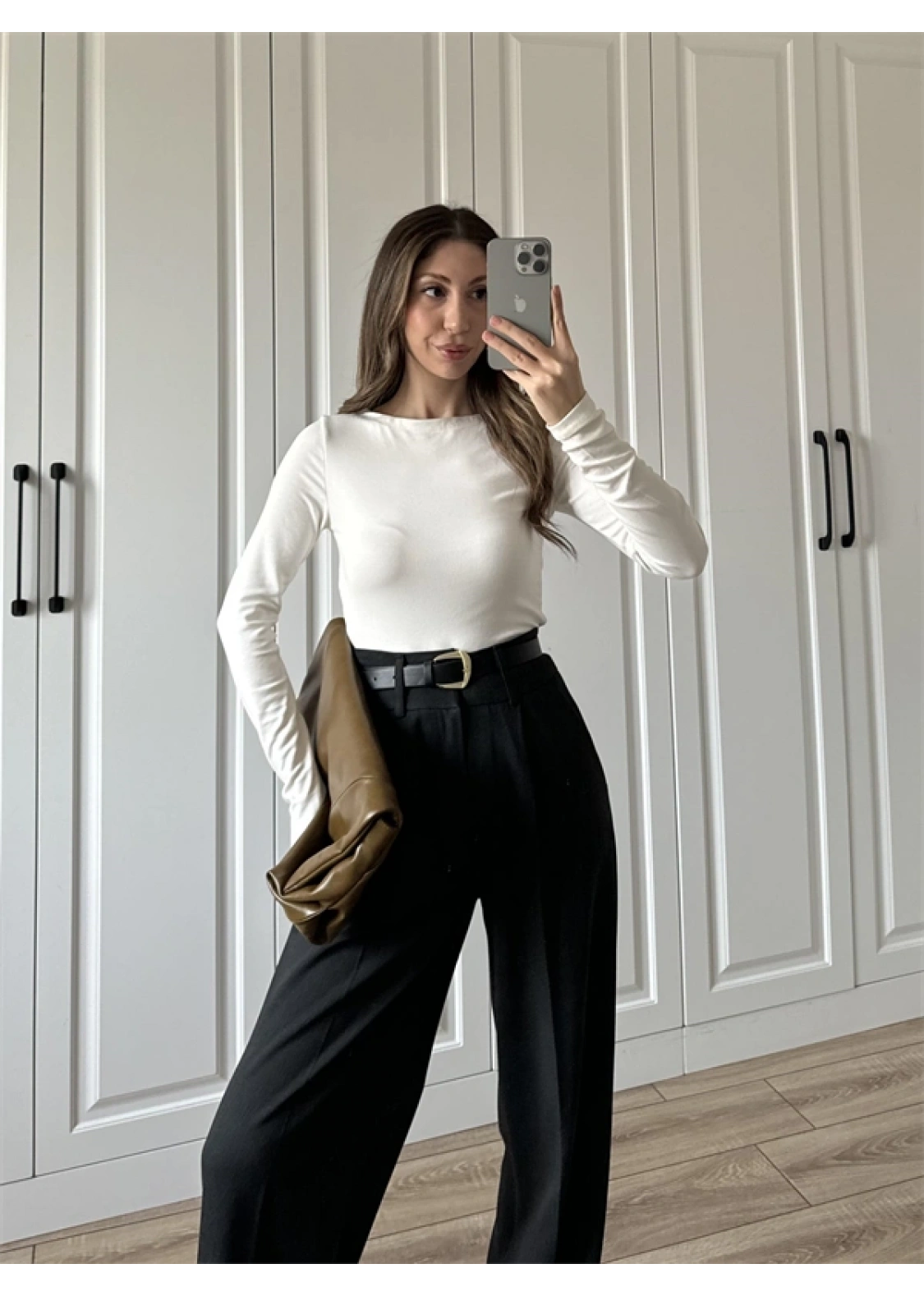 Likralı Uzun Kol Beyaz Body