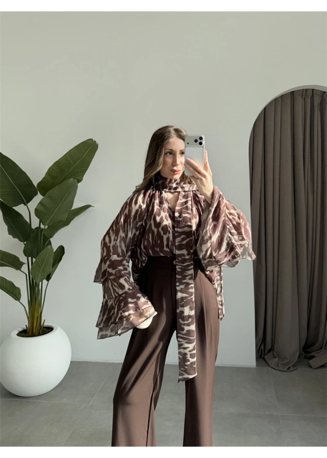 Lily Kahve Desenli Tül Bluz