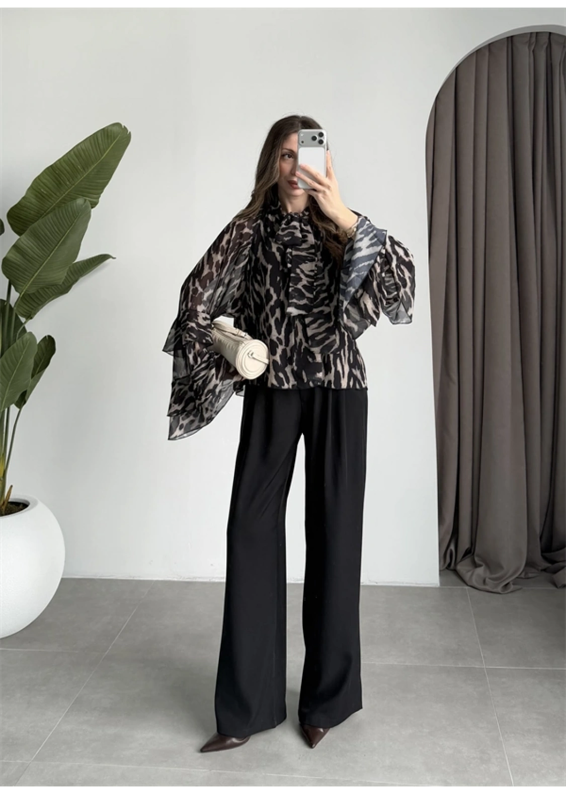 Lily Siyah Desenli Tül Bluz