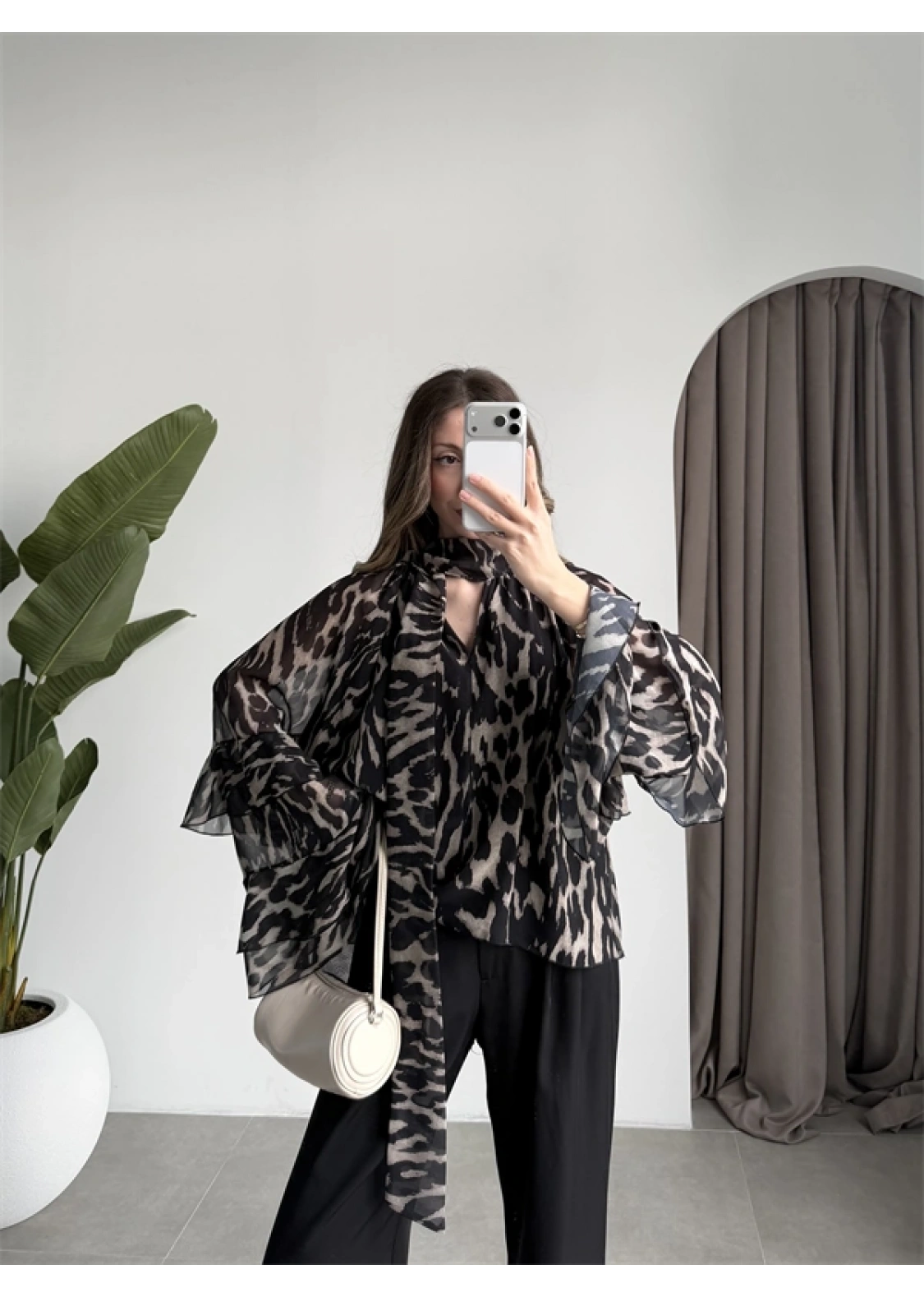 Lily Siyah Desenli Tül Bluz