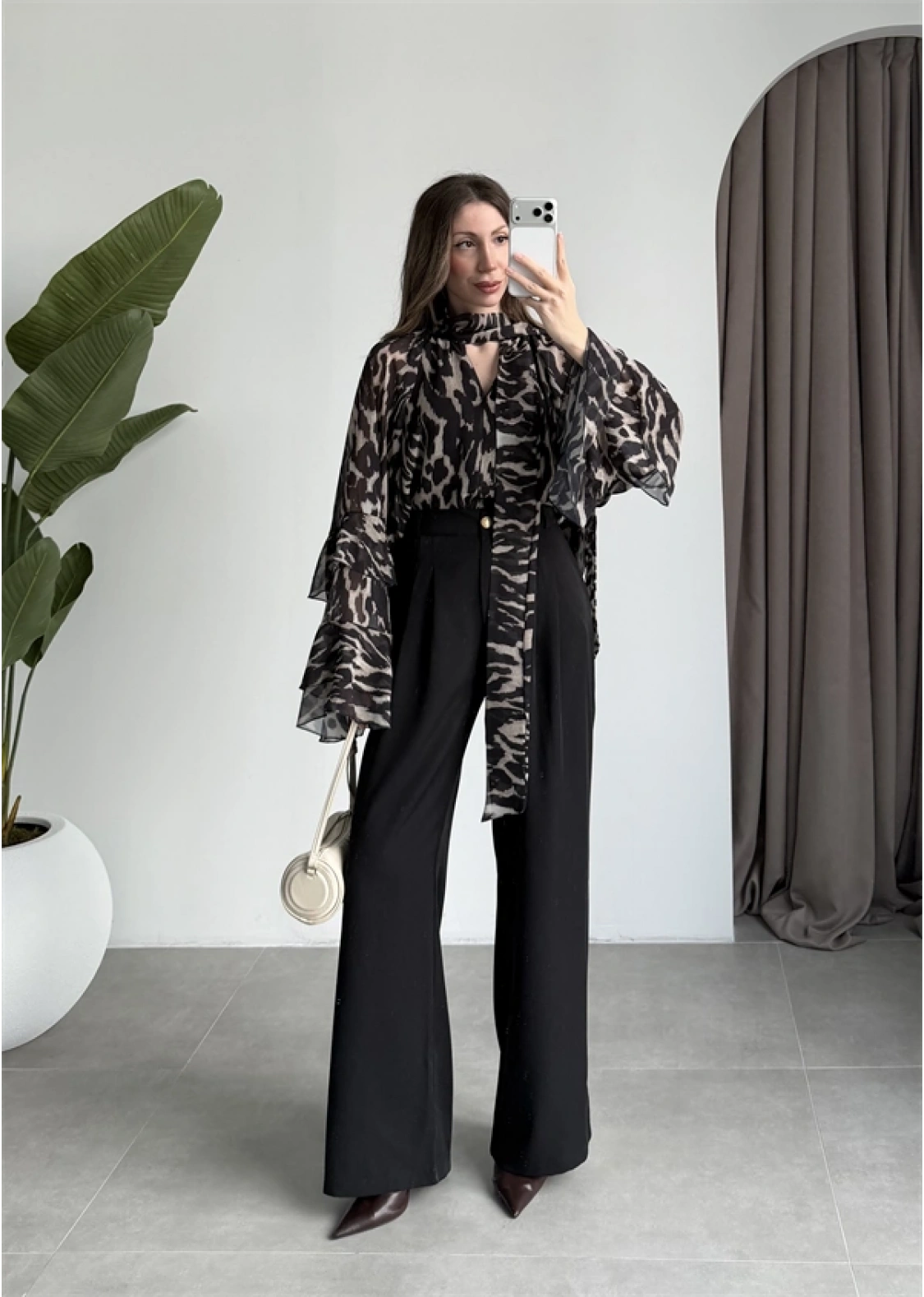 Lily Siyah Desenli Tül Bluz