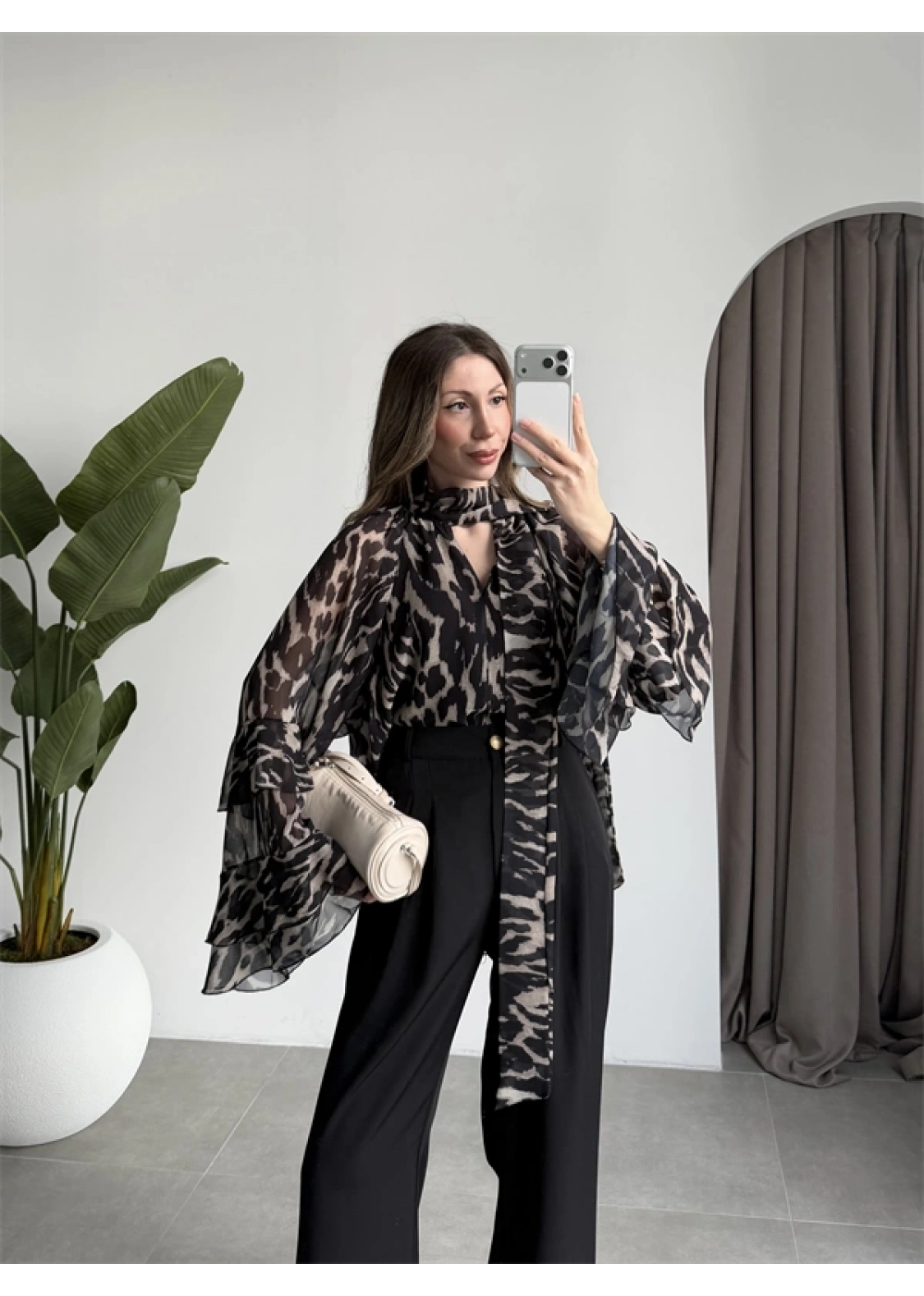 Lily Siyah Desenli Tül Bluz