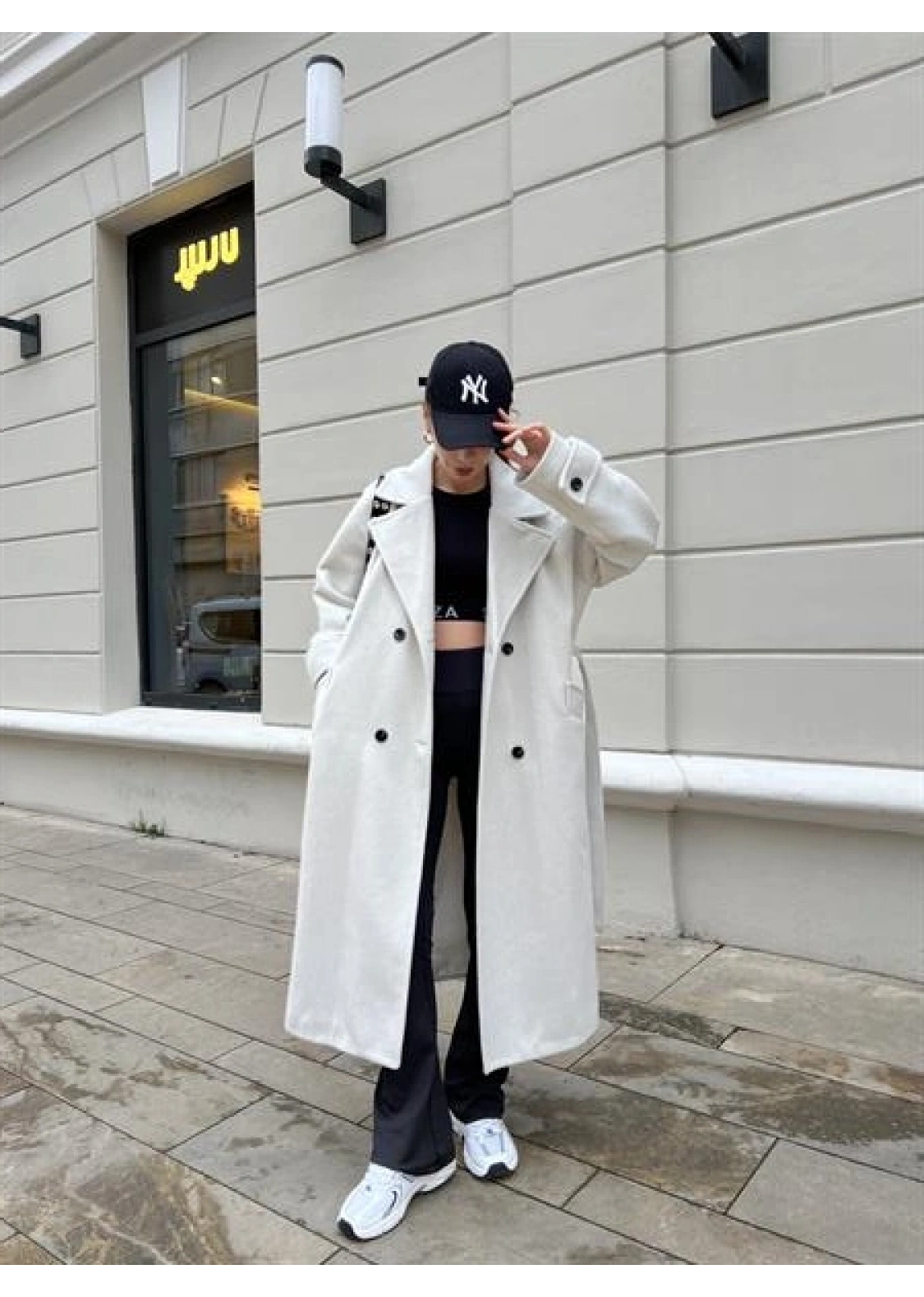 Mango Model Premium Kuşaklı Buz Gri Oversize Kaban