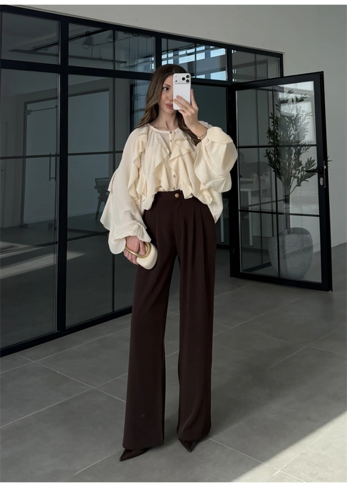 Milano Fırfırlı Ekru Tül Bluz