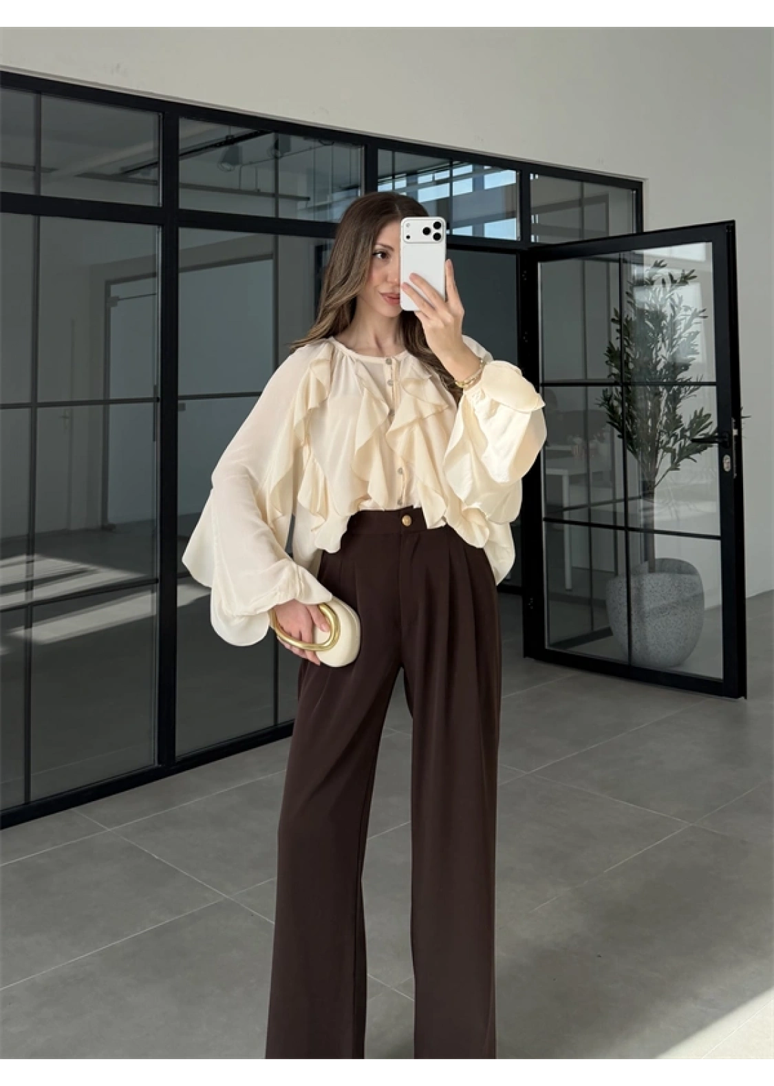 Milano Fırfırlı Ekru Tül Bluz