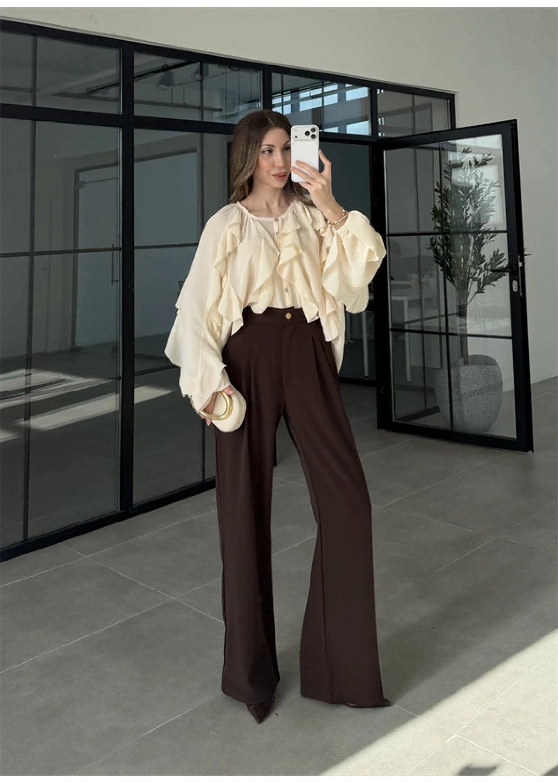 Milano Fırfırlı Ekru Tül Bluz