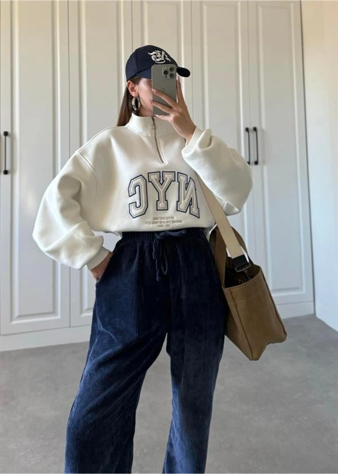 NycQ İçi Şardonlu Premium Beyaz Sweatshirt