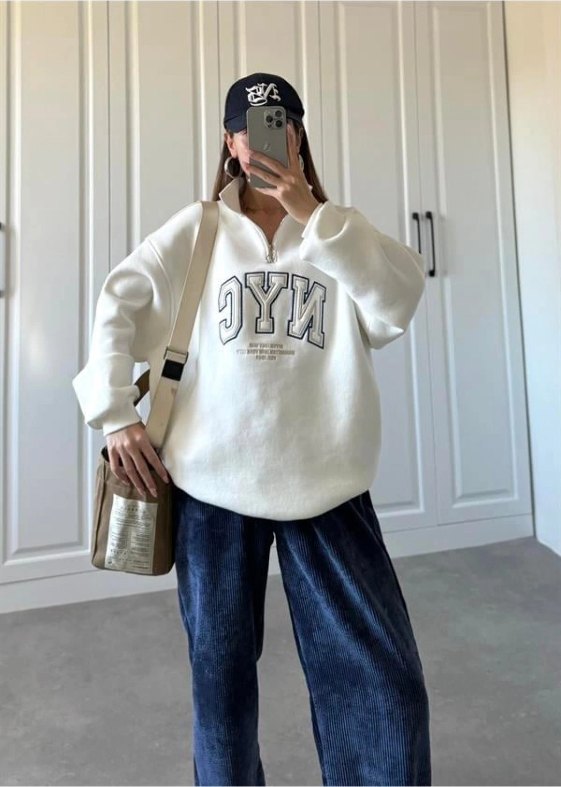 NycQ İçi Şardonlu Premium Beyaz Sweatshirt