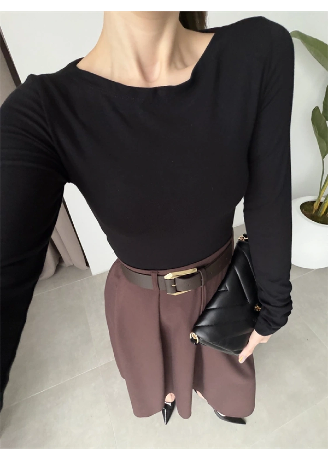 Önden Pile Detaylı Kahve Kemerli Etek