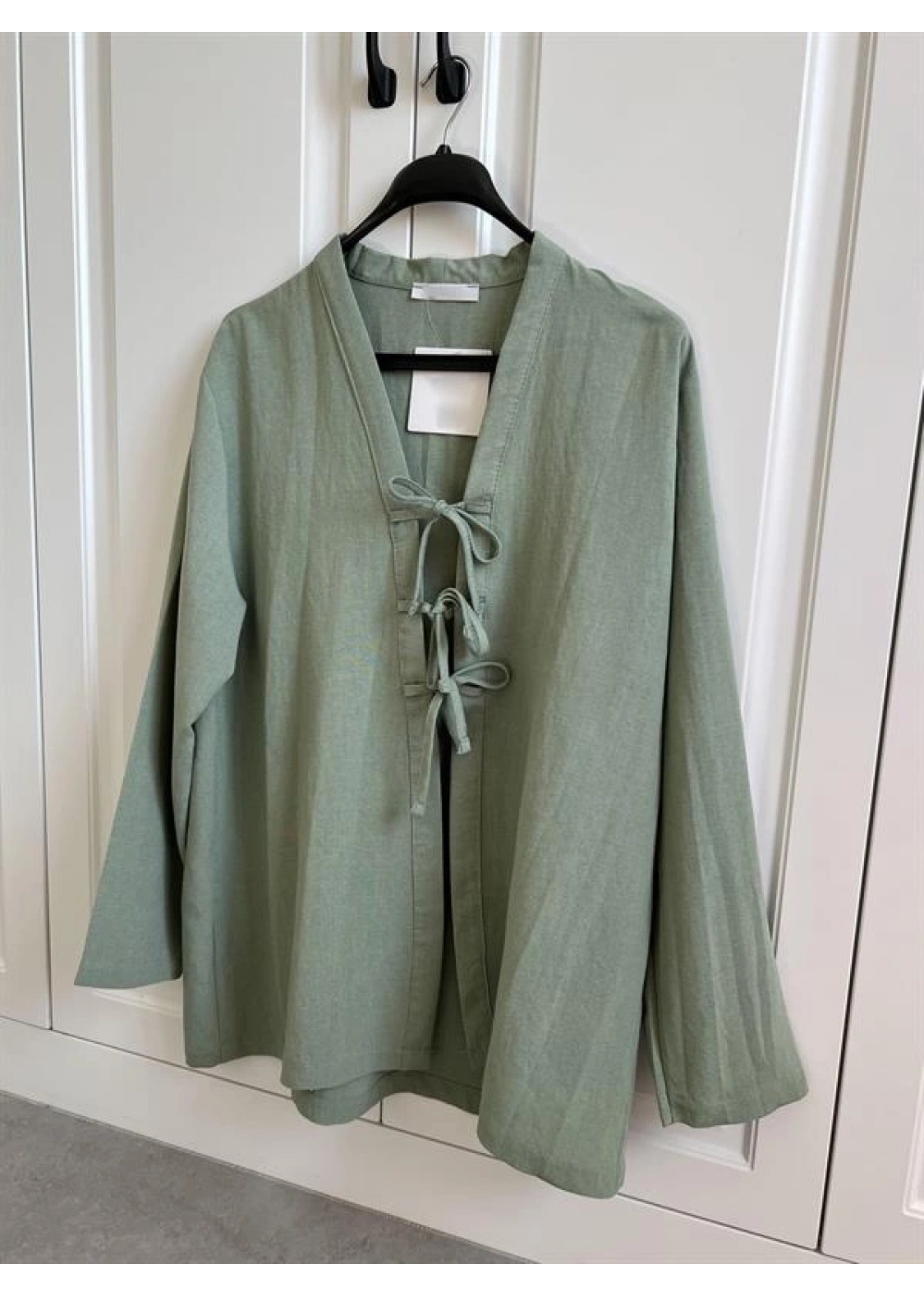 Önü Bağlamalı Mint Yeşili Keten Kimono