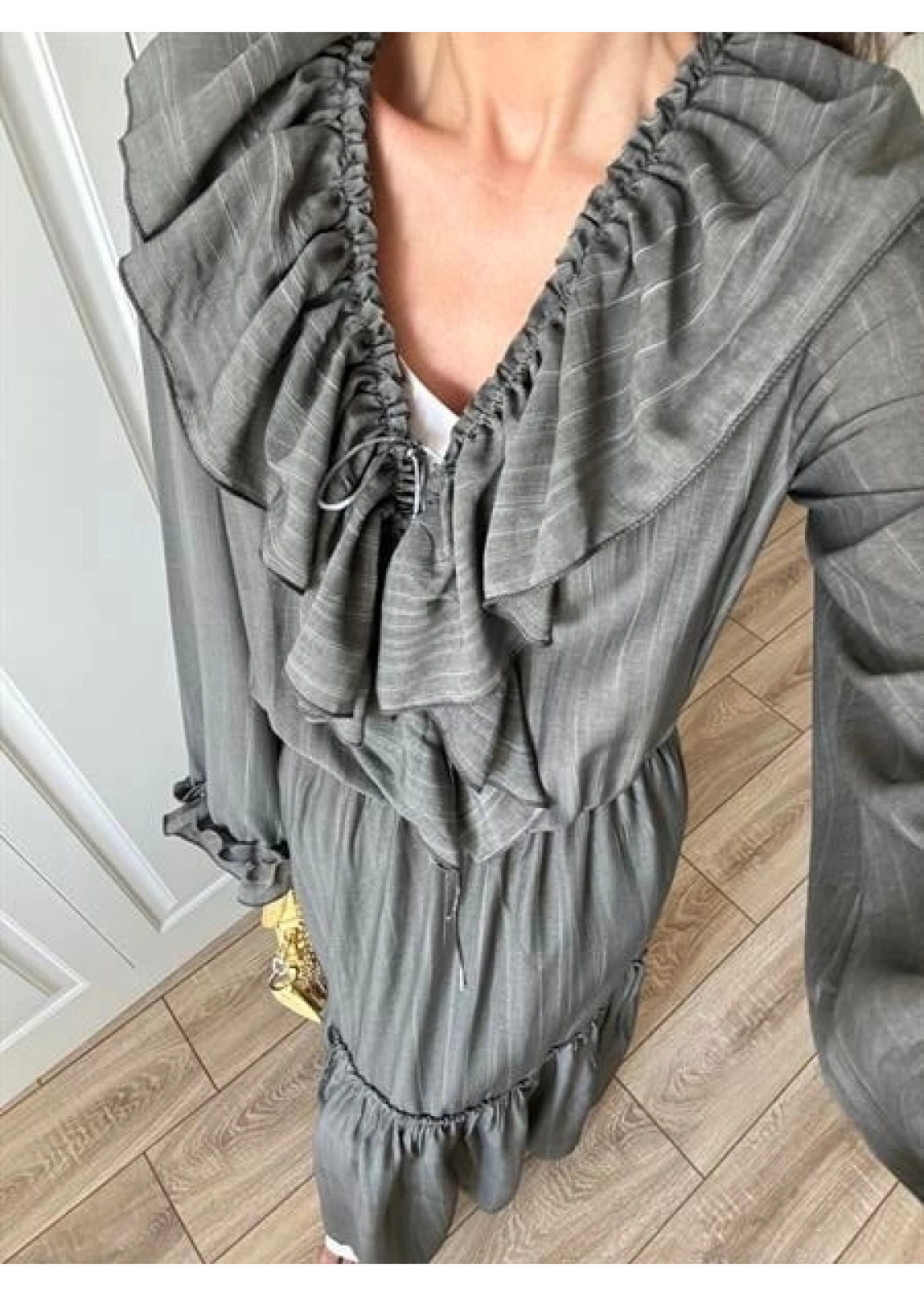 Önü Volanlı Antrasit Viral Elbise