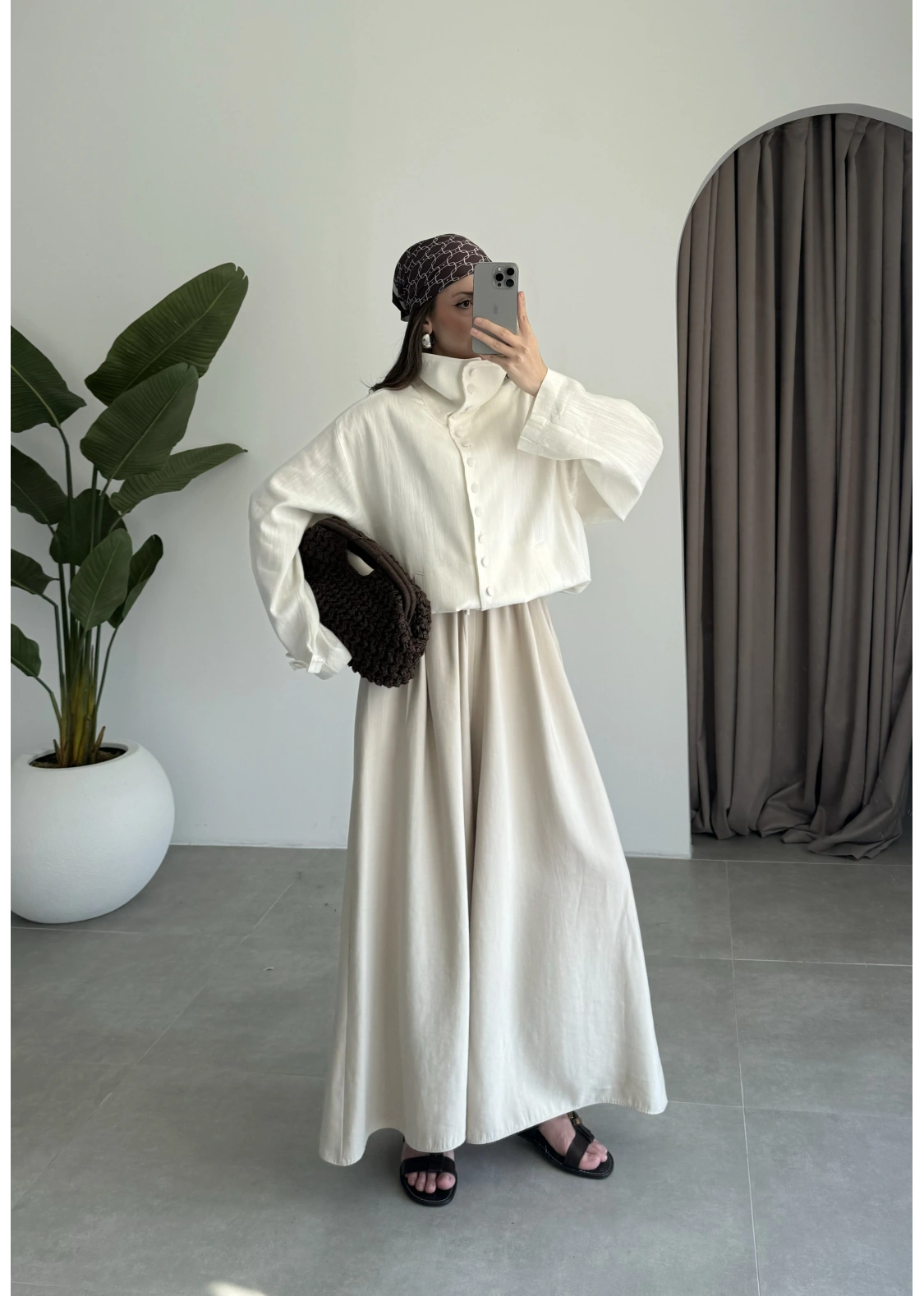 Oversize Düğme Detaylı Keten Beyaz Ceket