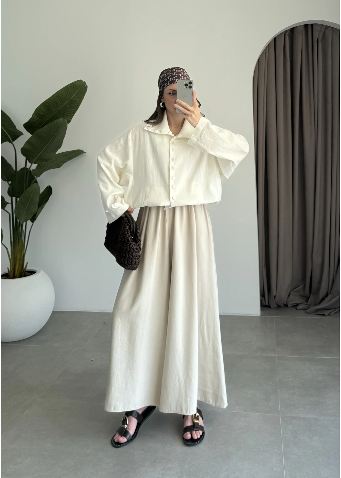 Oversize Düğme Detaylı Keten Beyaz Ceket