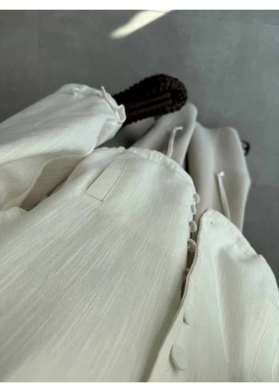 Oversize Düğme Detaylı Keten Beyaz Ceket