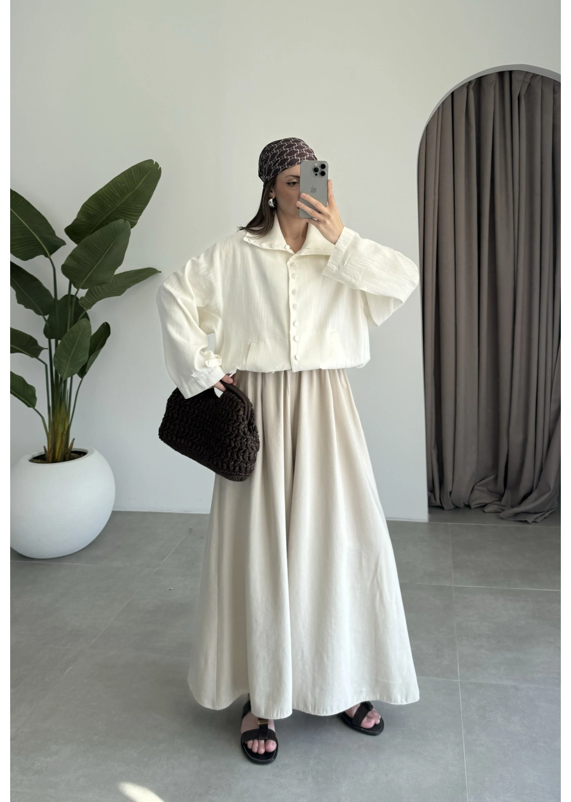 Oversize Düğme Detaylı Keten Beyaz Ceket