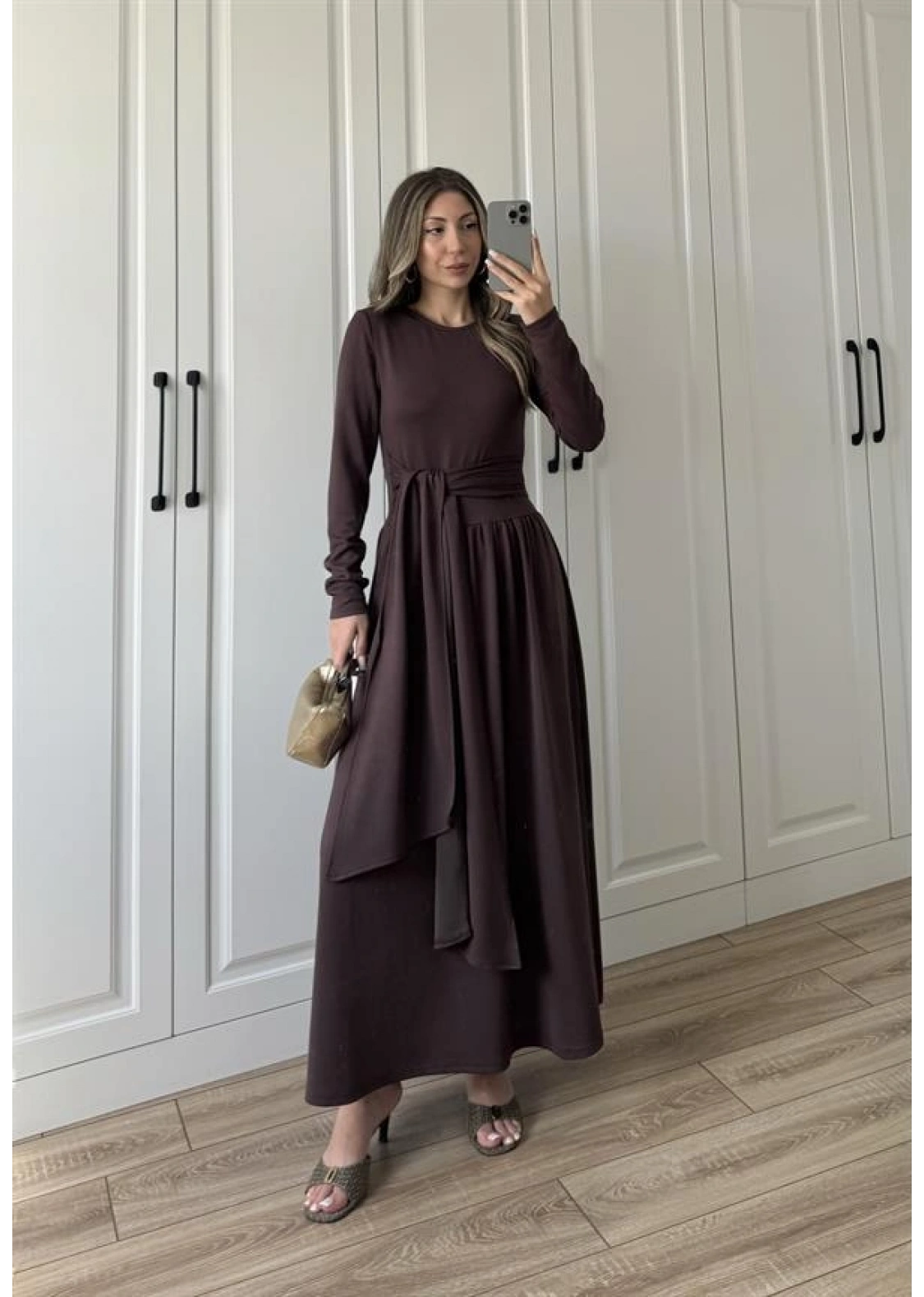 Oysh Kuşaklı Kahve Elbise