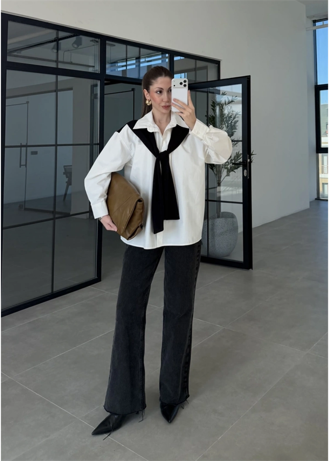 Oysh Siyah Garnili Gömlek